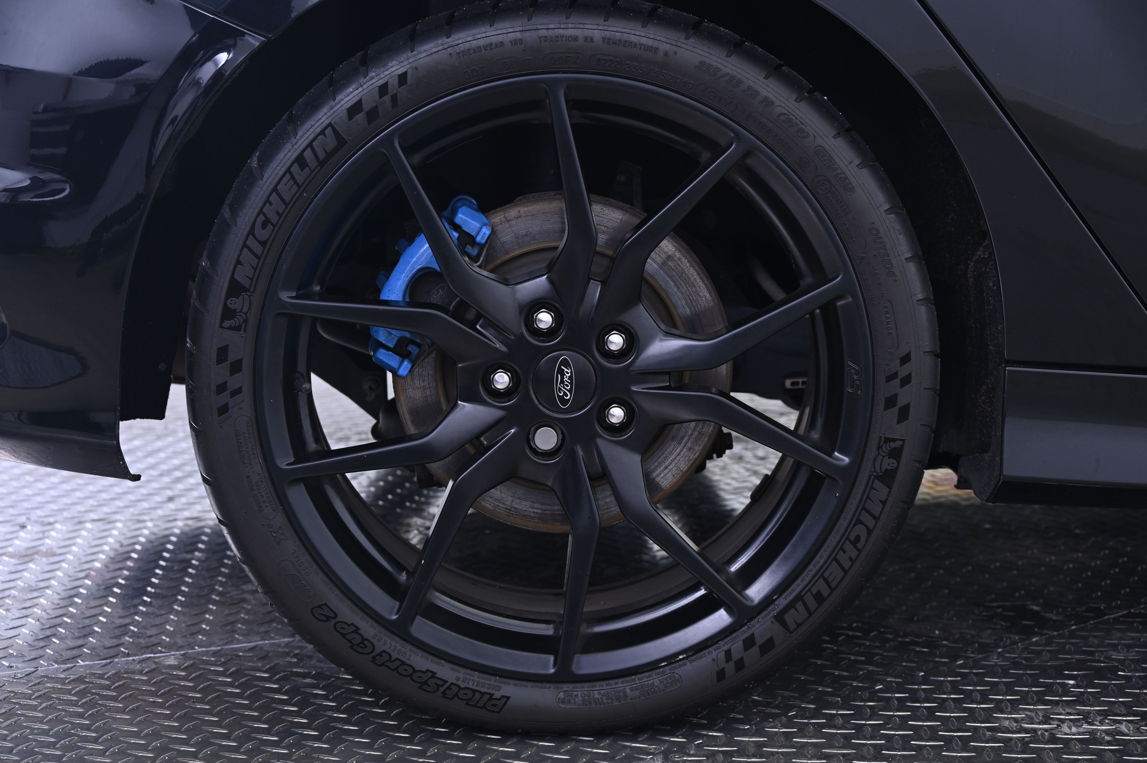 Thumbnail: 2016 Ford Focus - 14