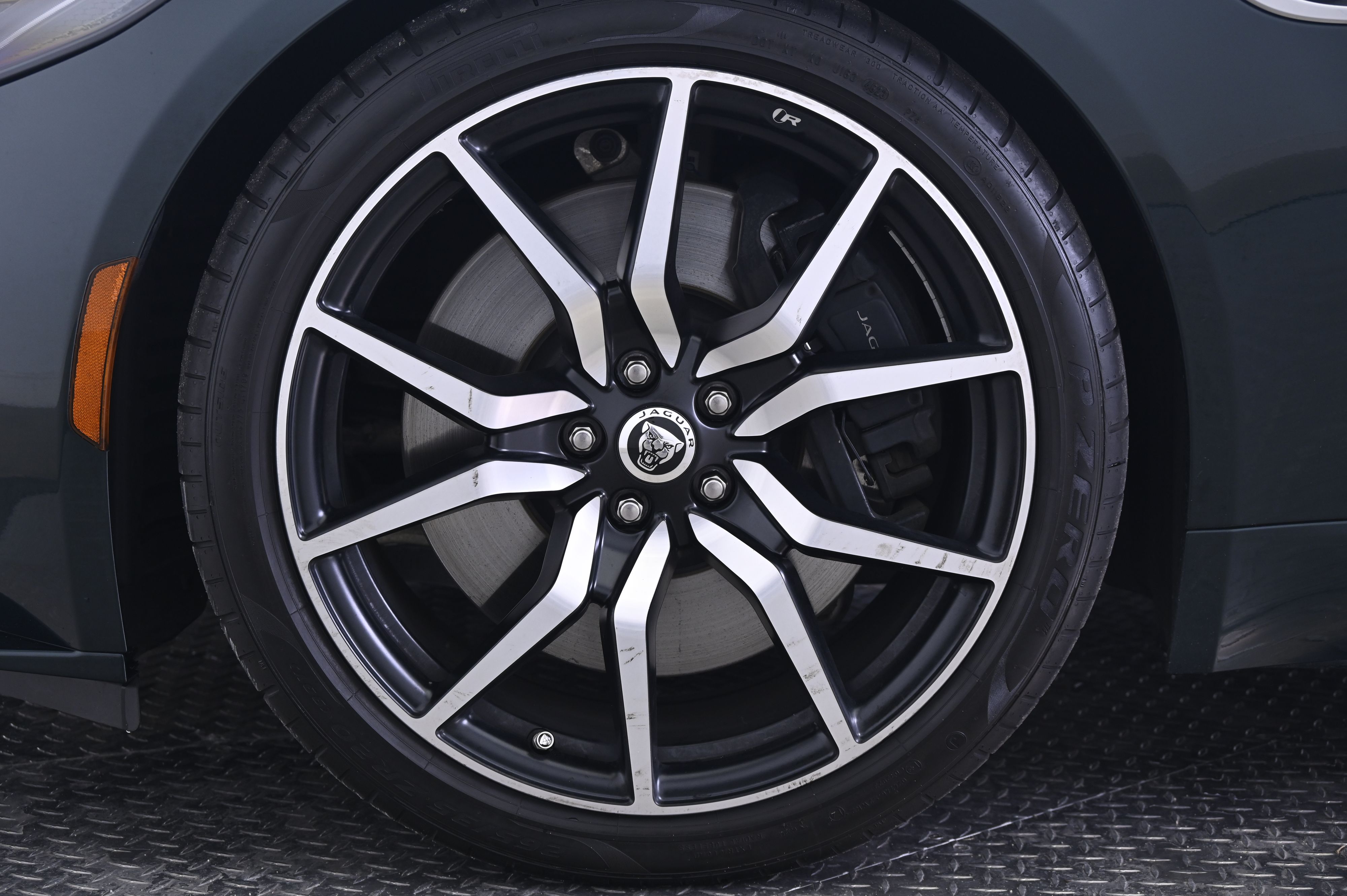 Thumbnail: 2024 Jaguar F-Type - 11