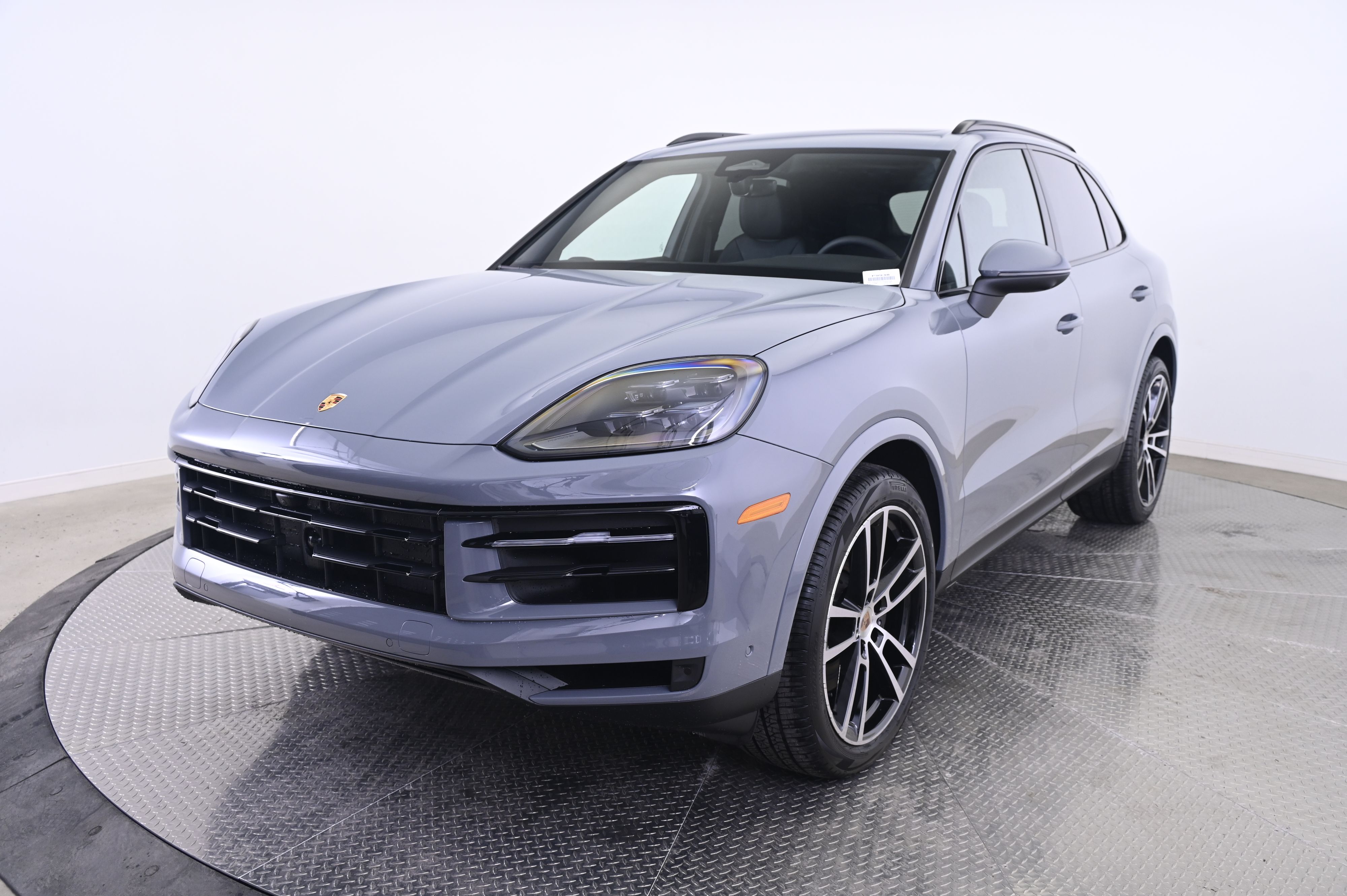 Thumbnail: 2026 Porsche Cayenne - 1