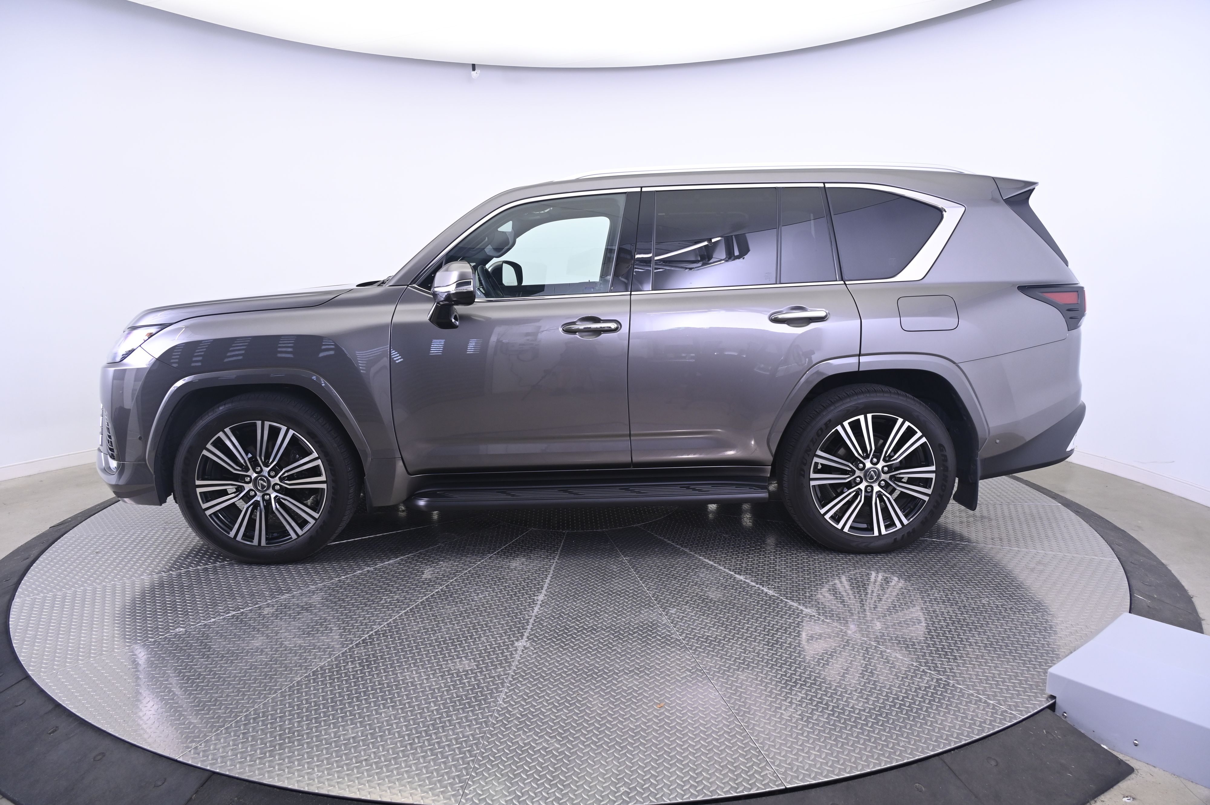 Thumbnail: 2026 Lexus LX - 2