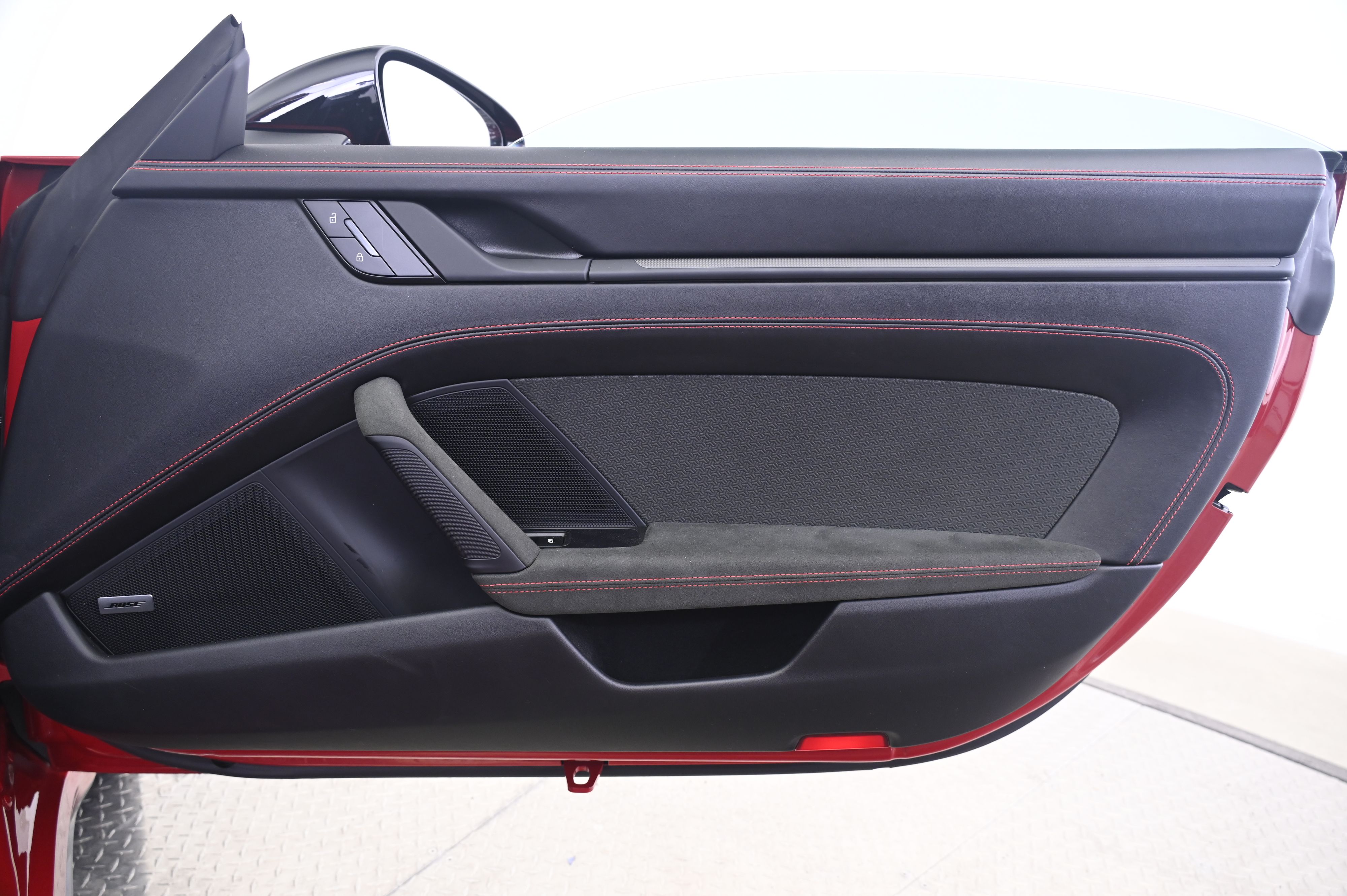 Thumbnail: 2025 Porsche 911 - 19