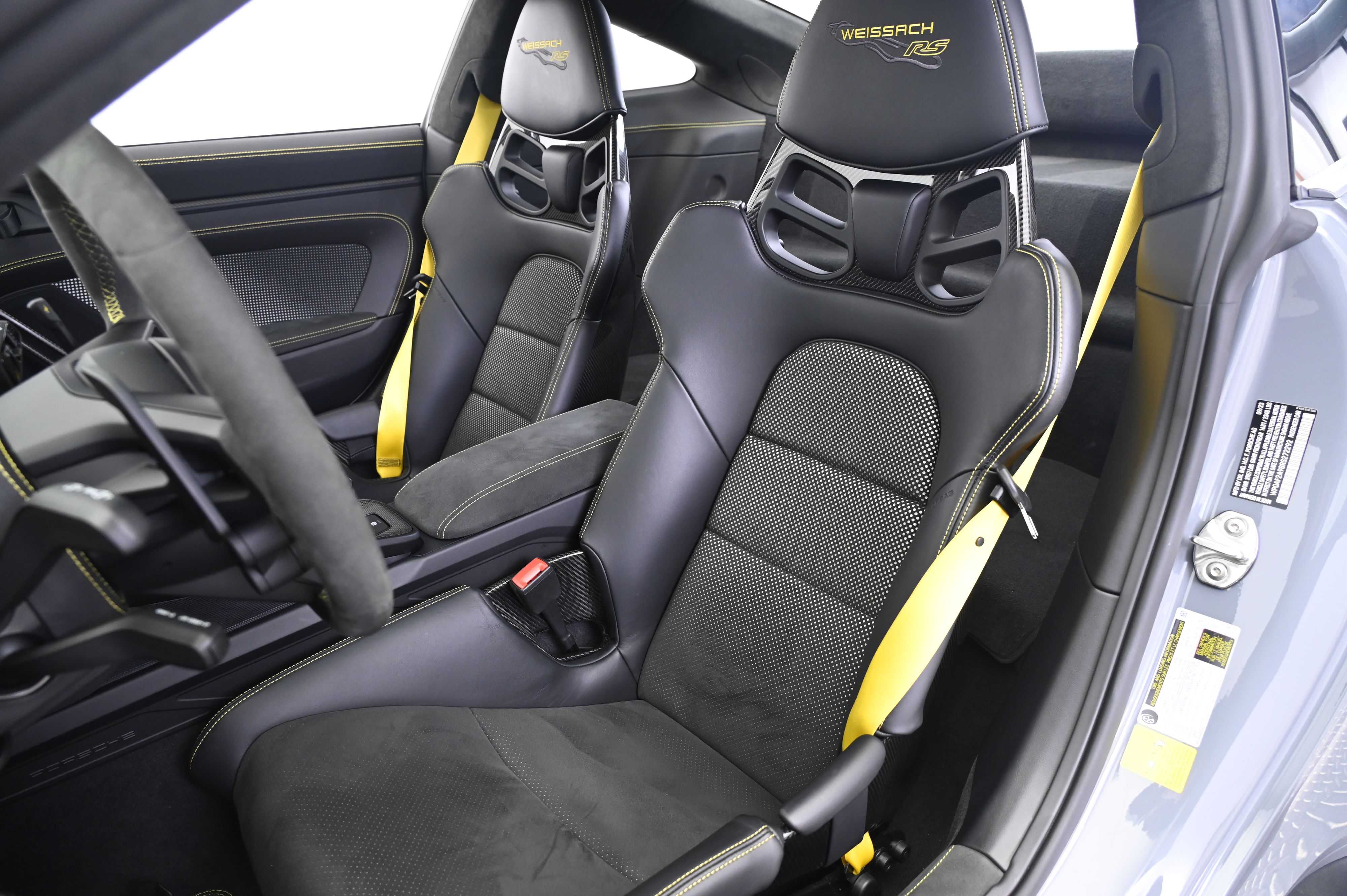 Thumbnail: 2024 Porsche 911 - 25