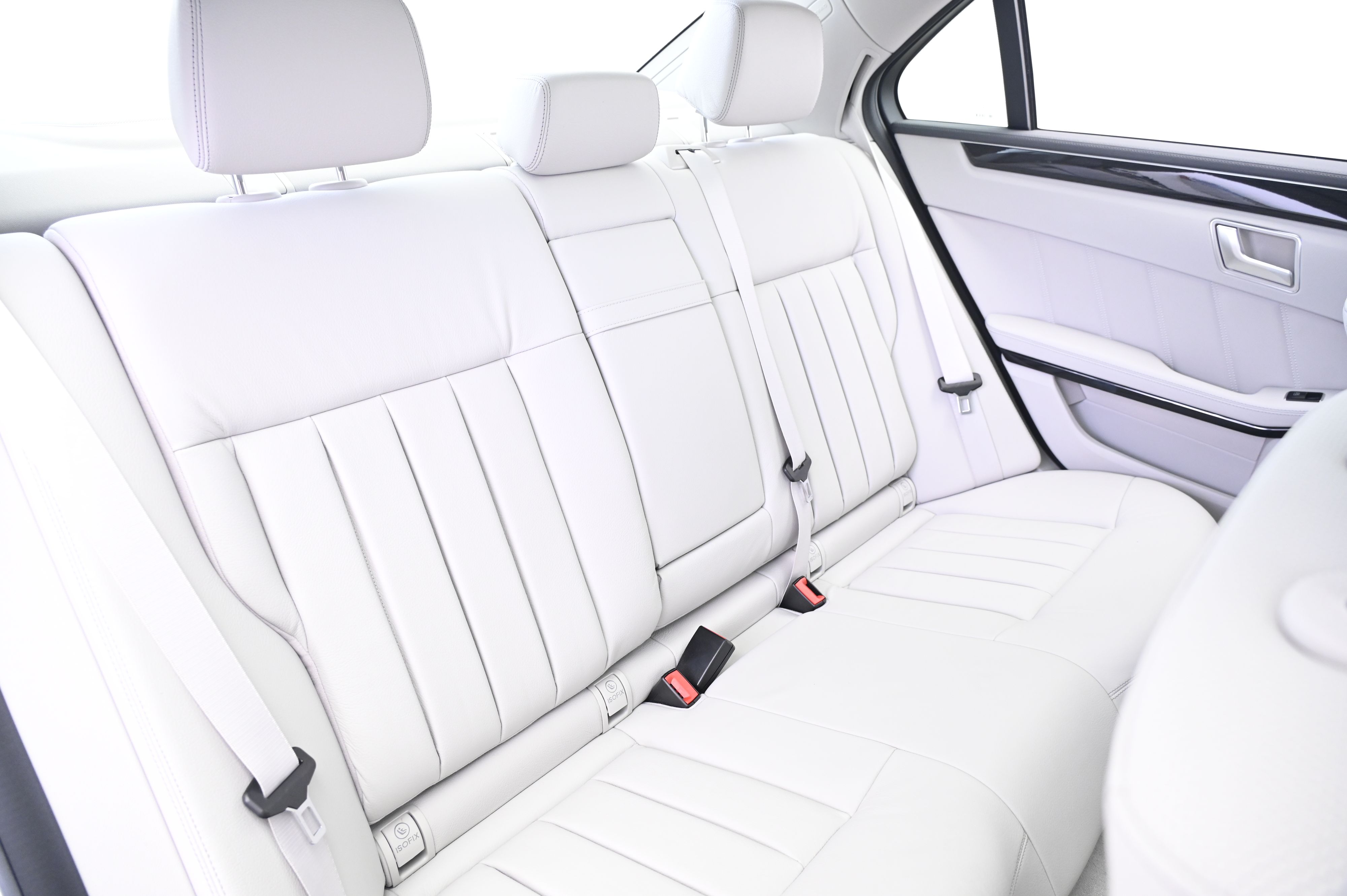 Thumbnail: 2015 Mercedes-Benz E-Class - 19