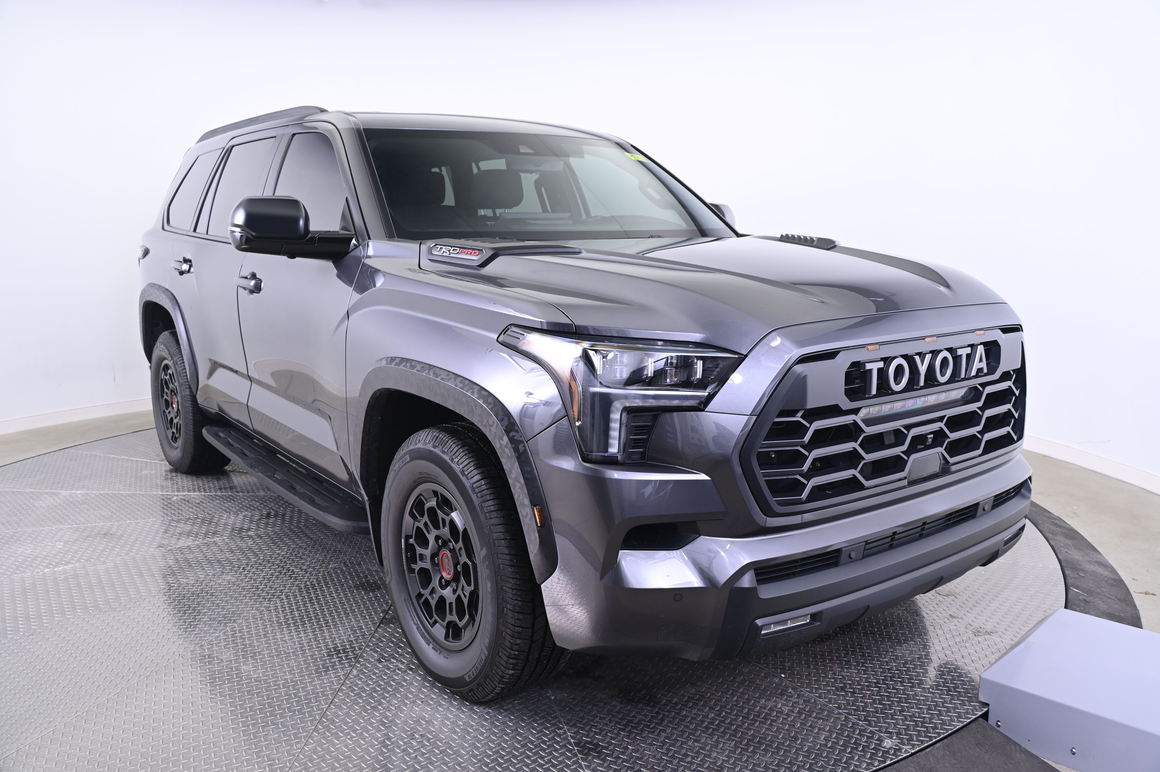 Thumbnail: 2024 Toyota Sequoia - 9