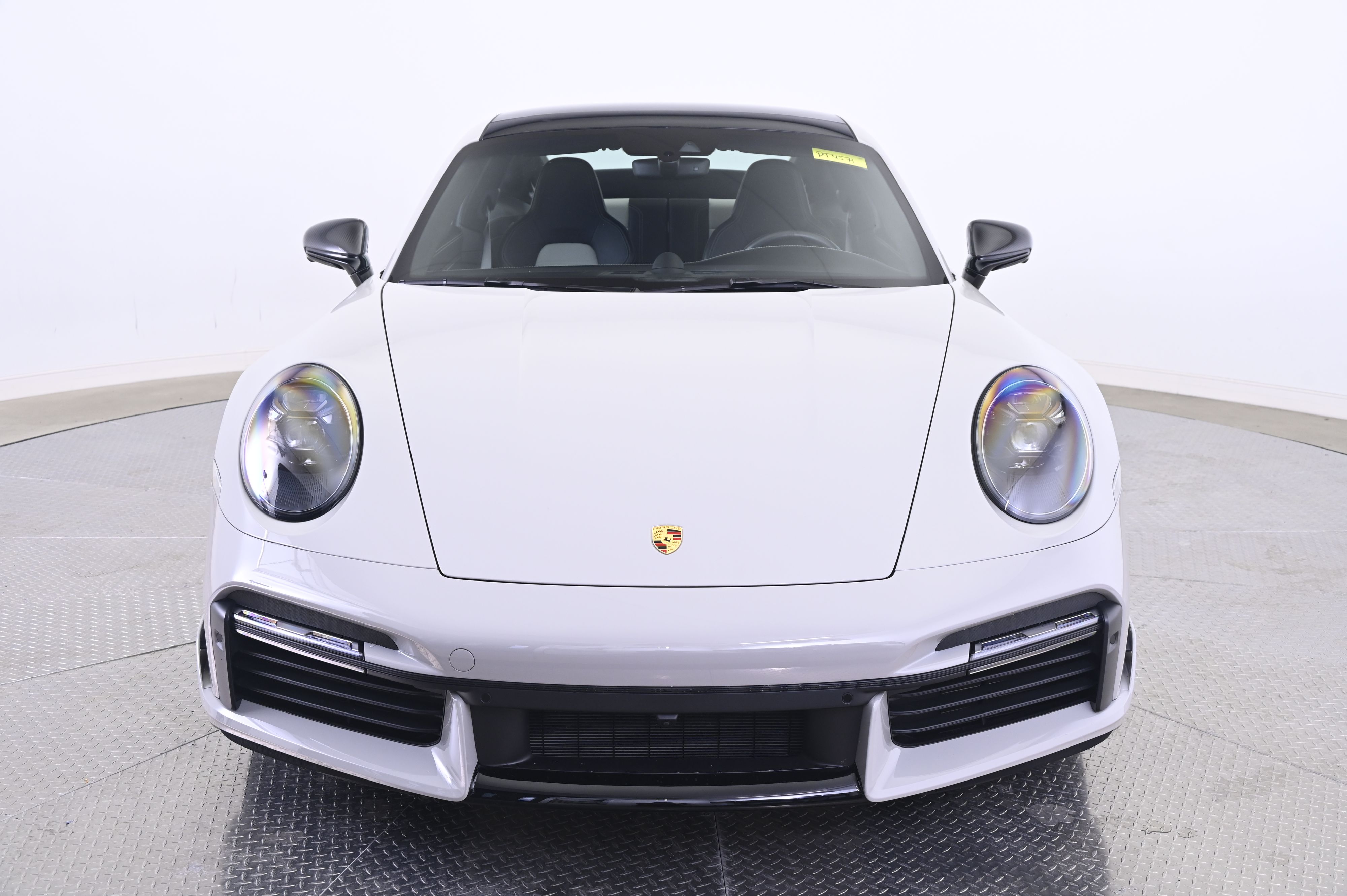 Thumbnail: 2021 Porsche 911 - 10