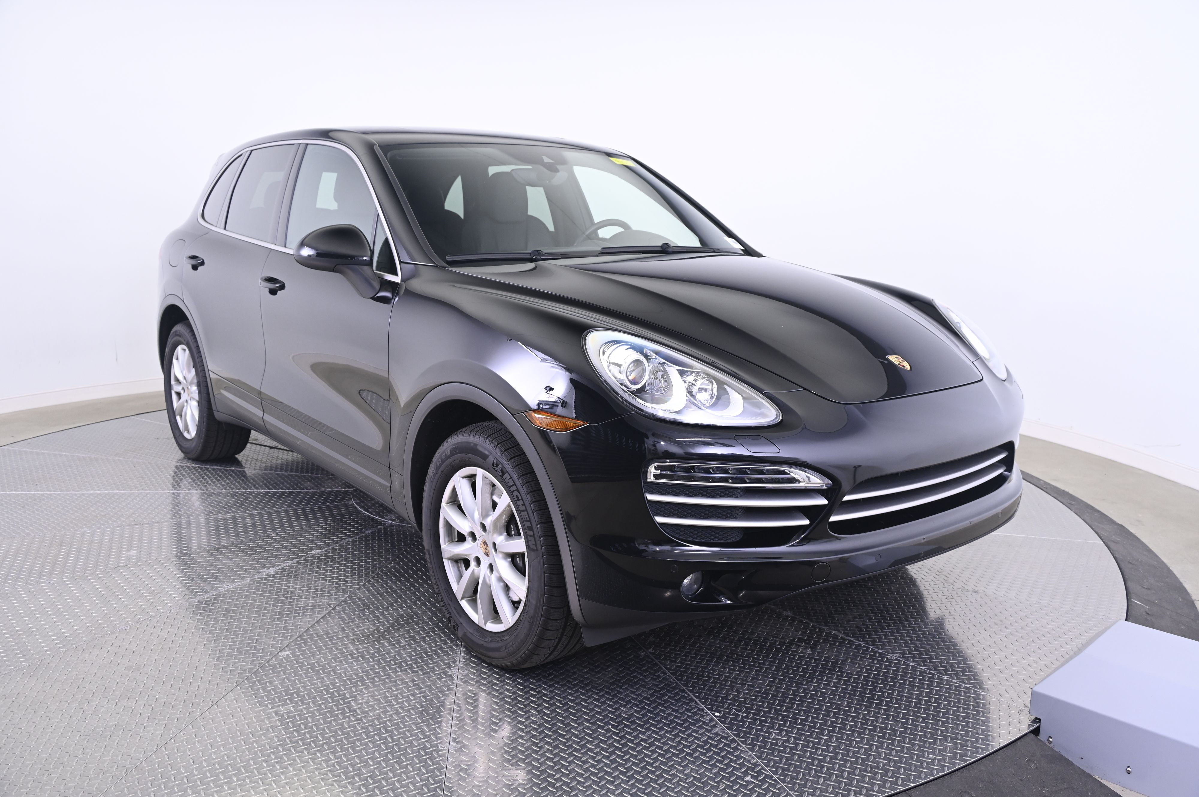 Thumbnail: 2014 Porsche Cayenne - 9