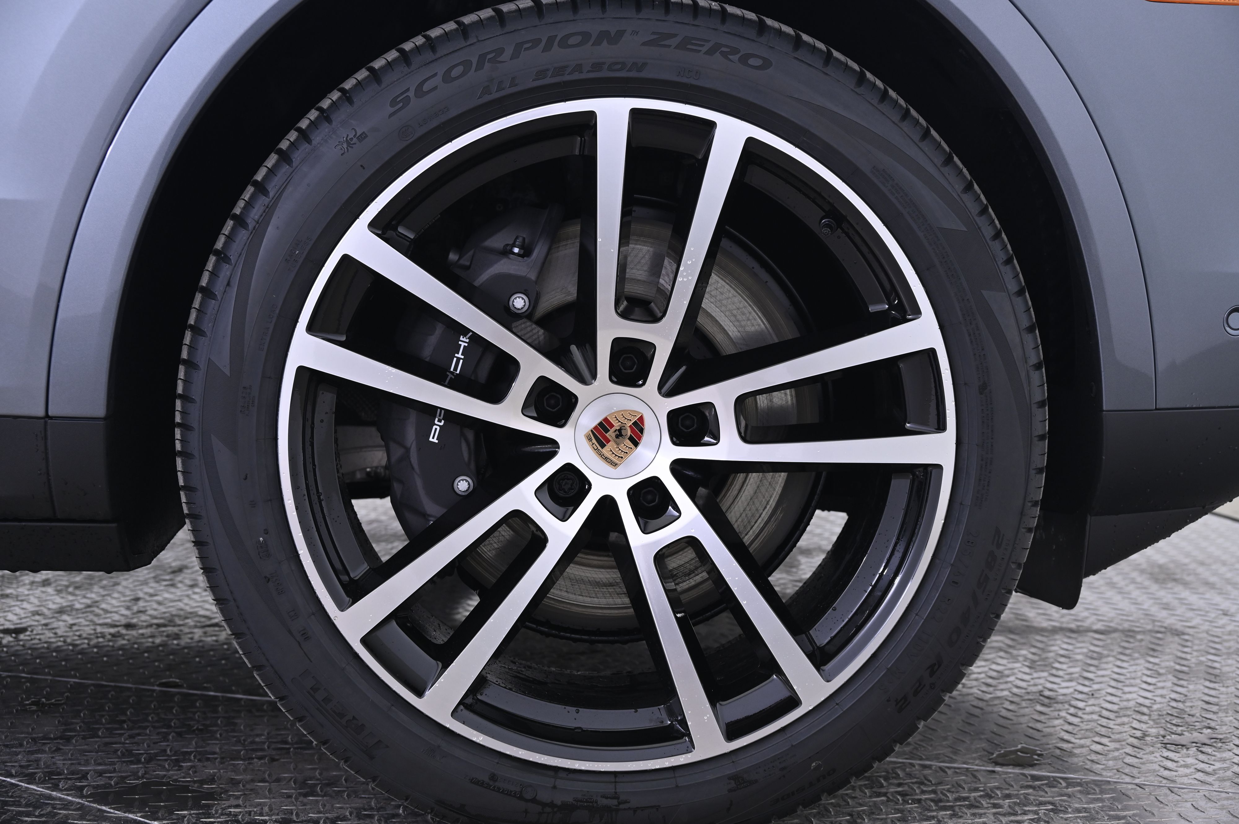 Thumbnail: 2026 Porsche Cayenne - 14