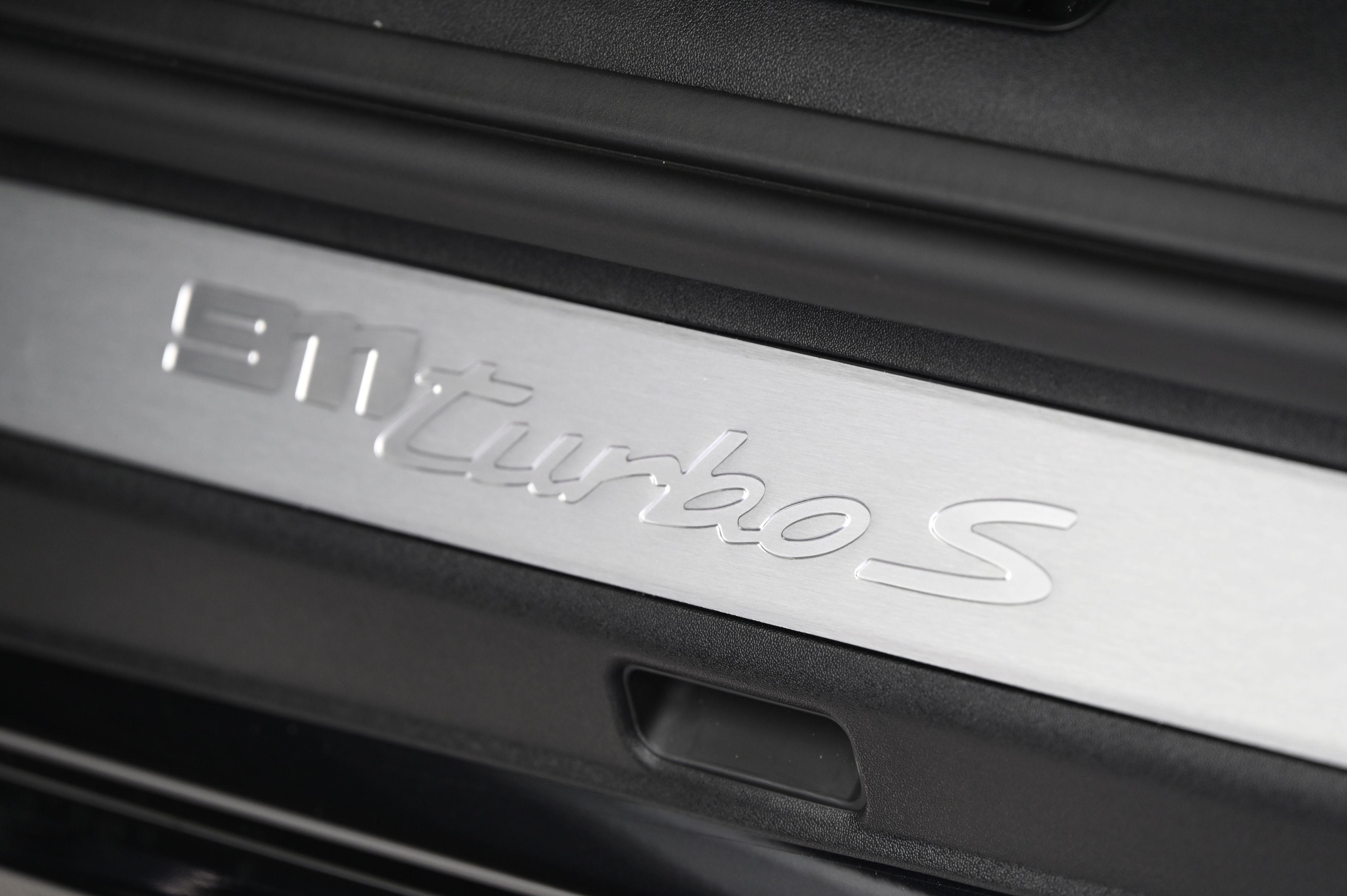 Thumbnail: 2024 Porsche 911 - 25