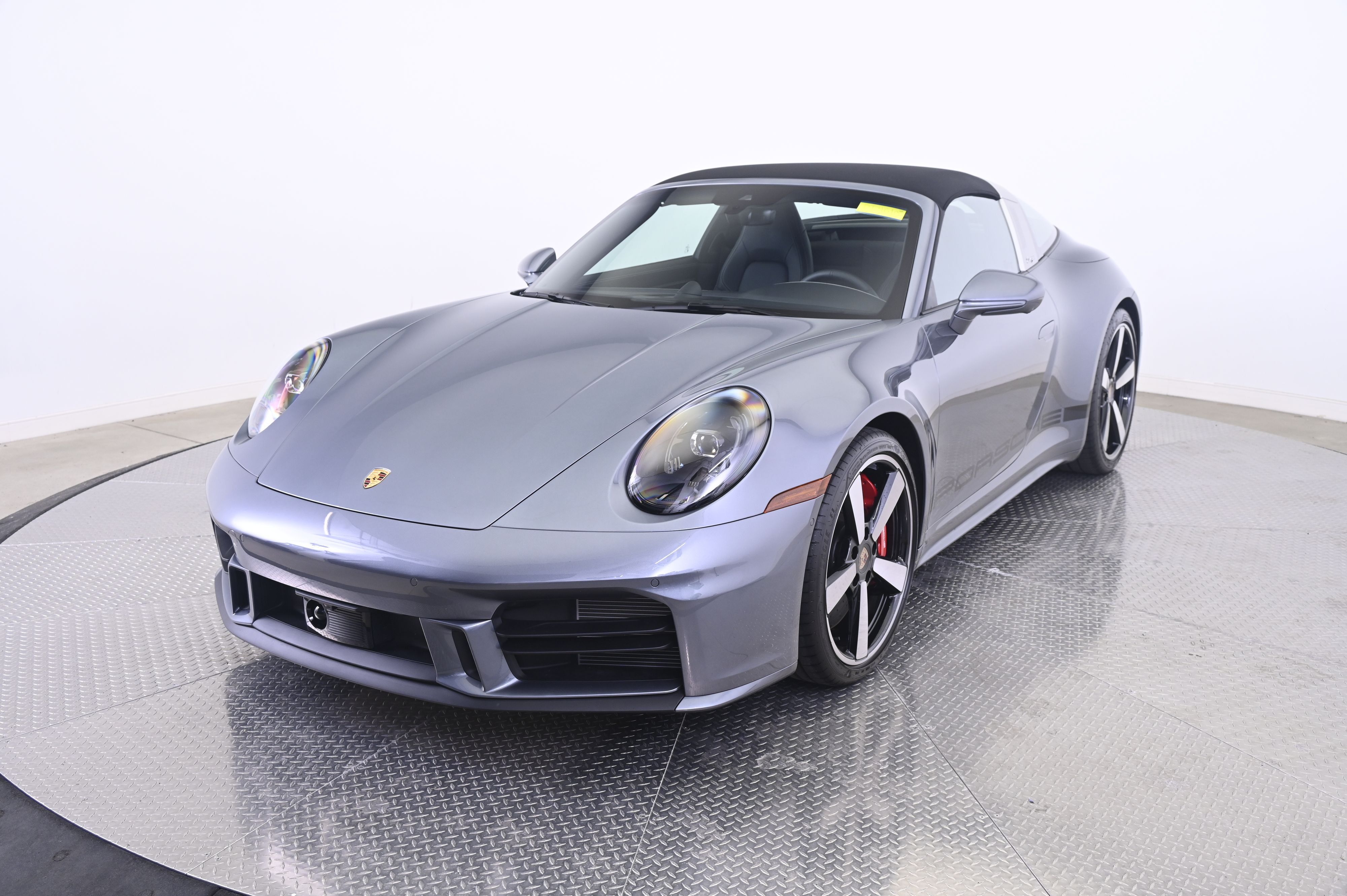 Thumbnail: 2026 Porsche 911 - 11