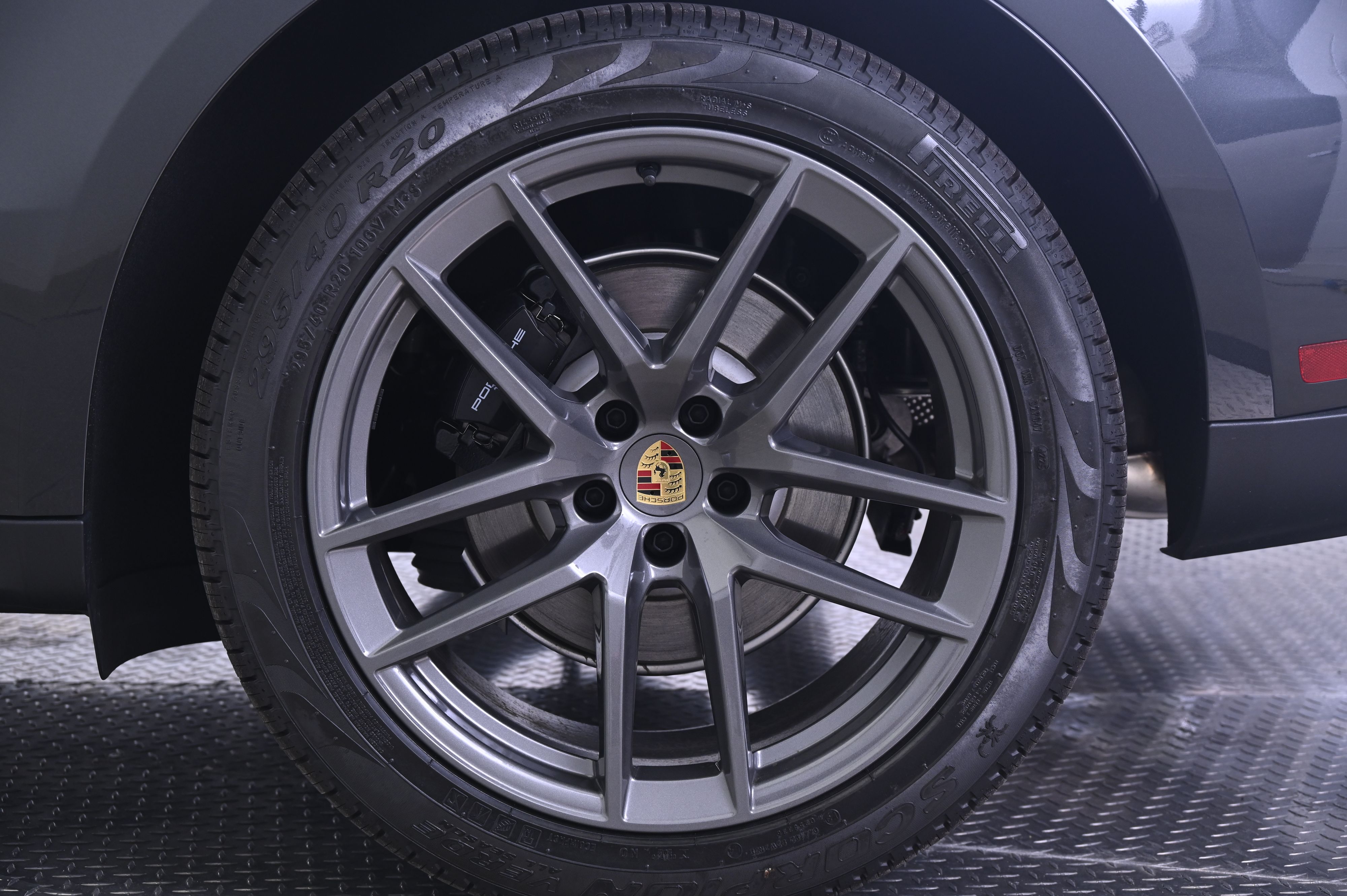 Thumbnail: 2026 Porsche Macan - 12