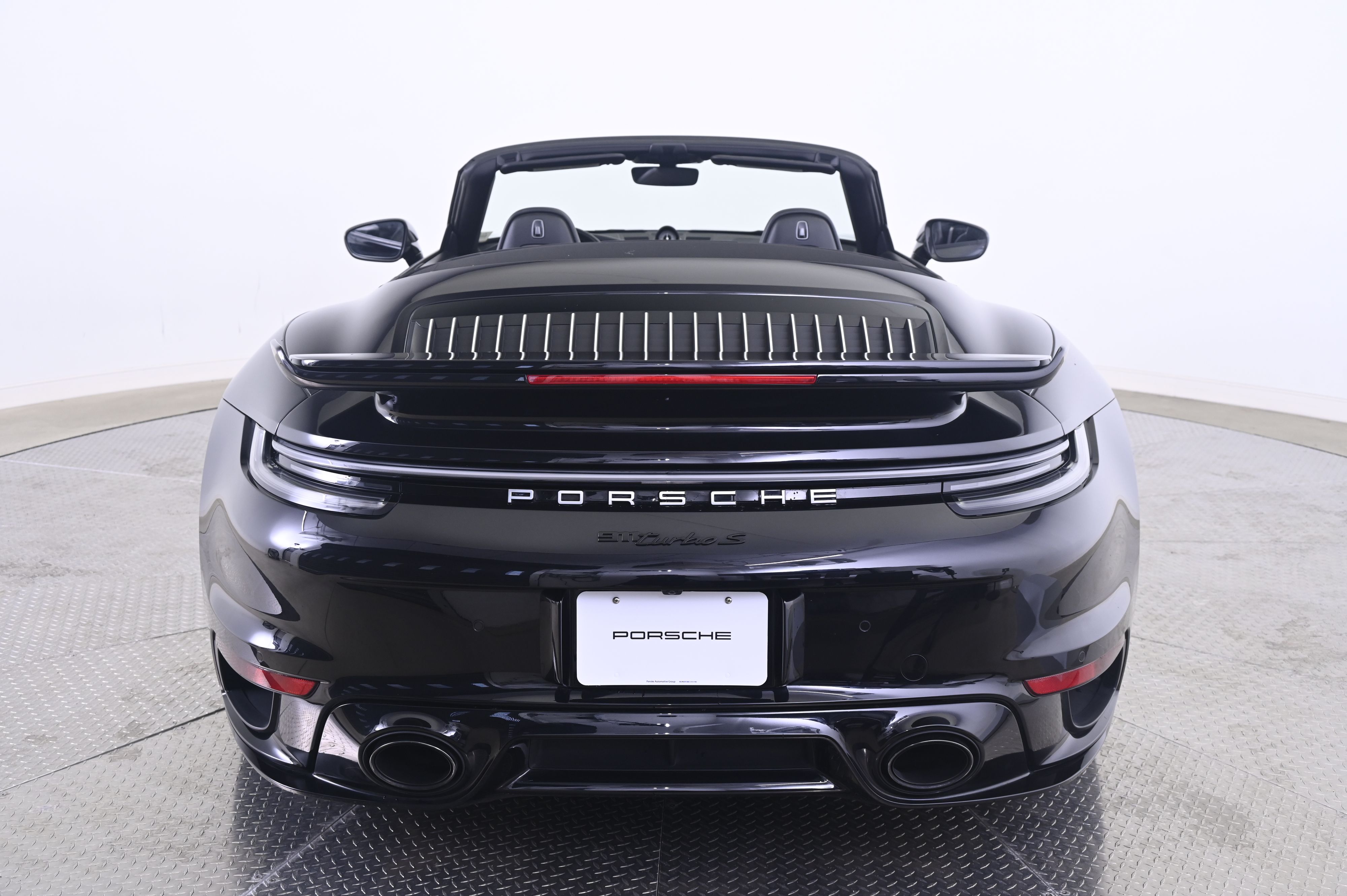 Thumbnail: 2021 Porsche 911 - 6