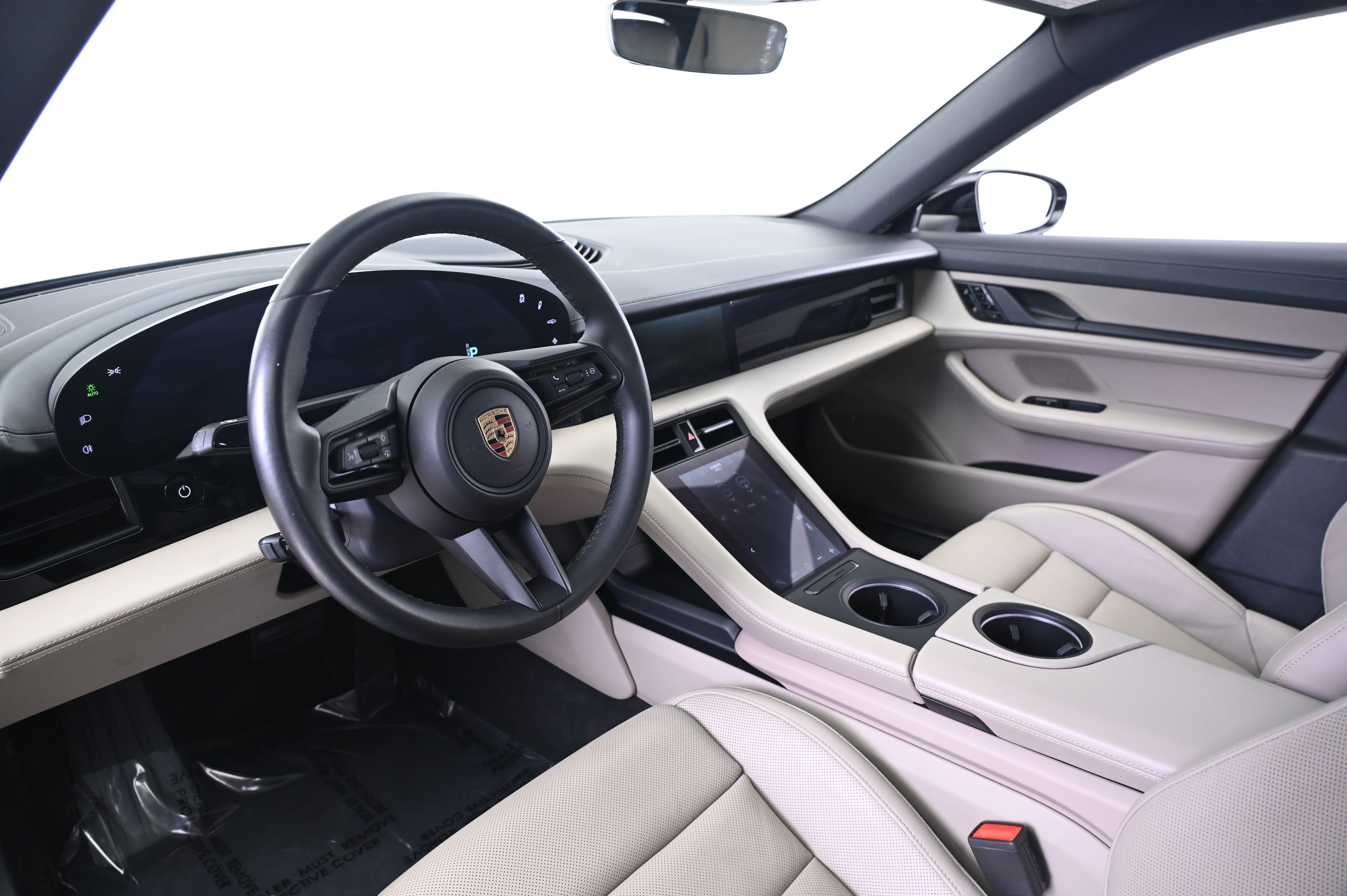 Thumbnail: 2020 Porsche Taycan - 30