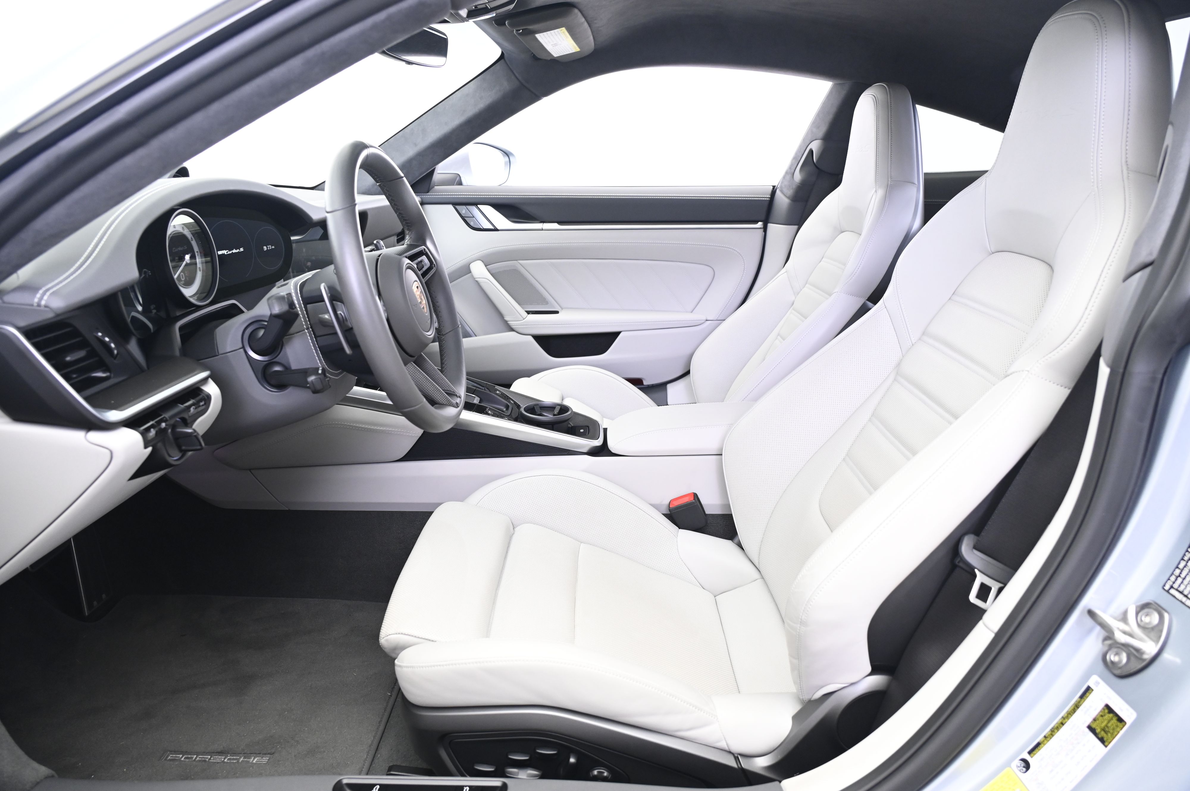 Thumbnail: 2021 Porsche 911 - 25