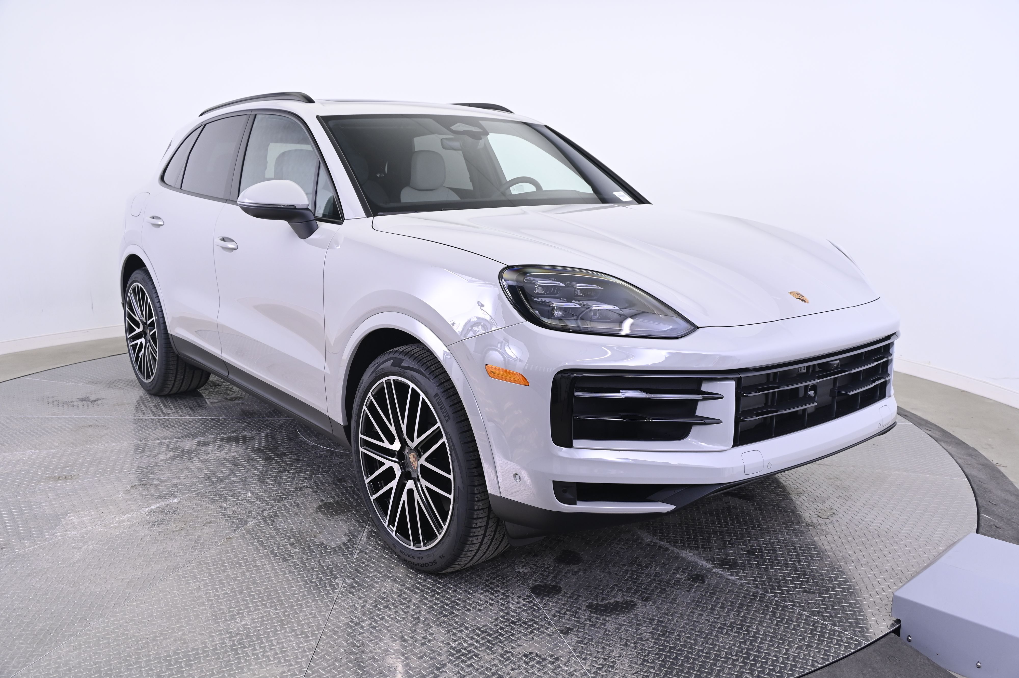 Thumbnail: 2026 Porsche Cayenne - 9