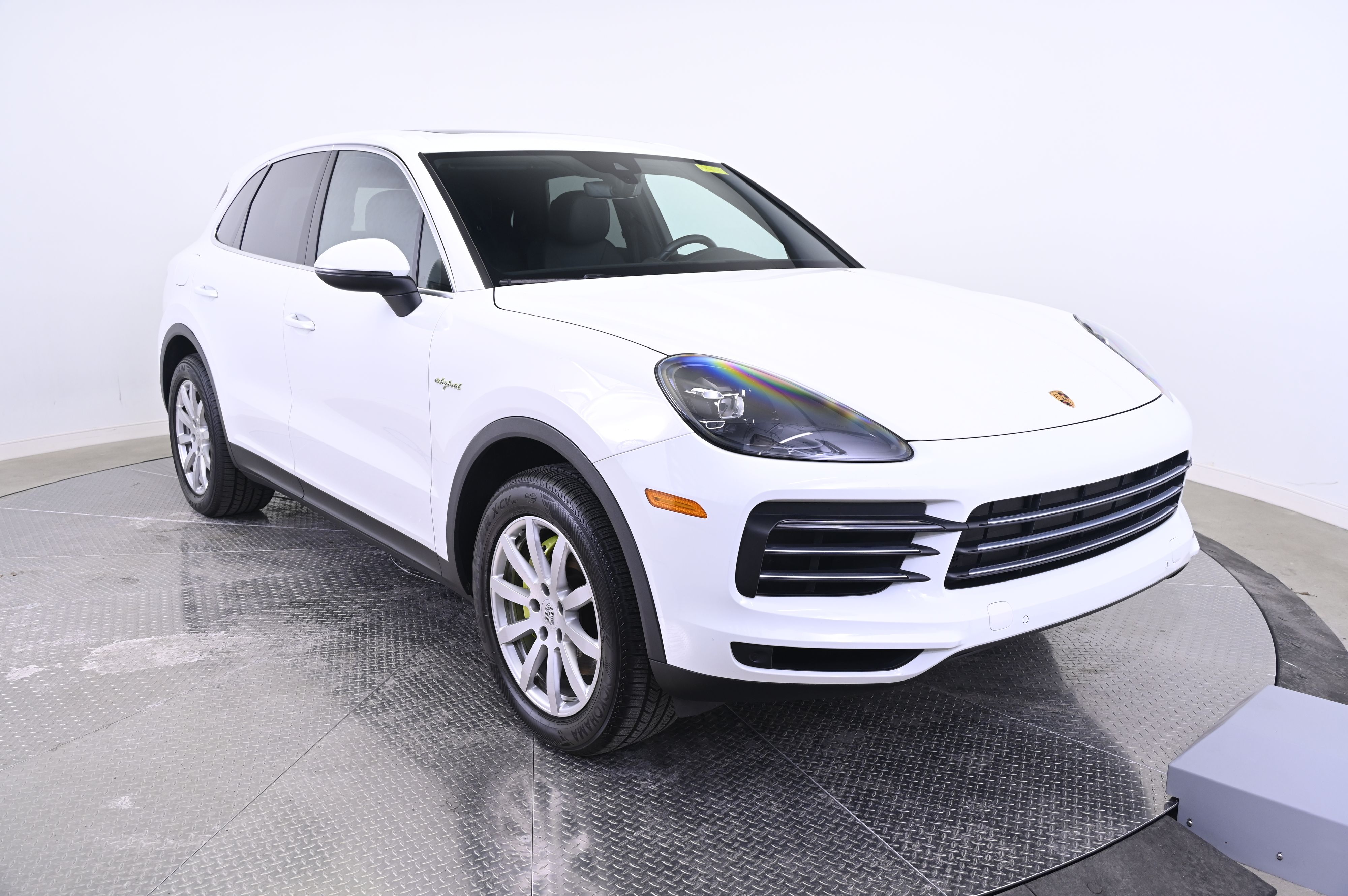 Thumbnail: 2022 Porsche Cayenne - 9