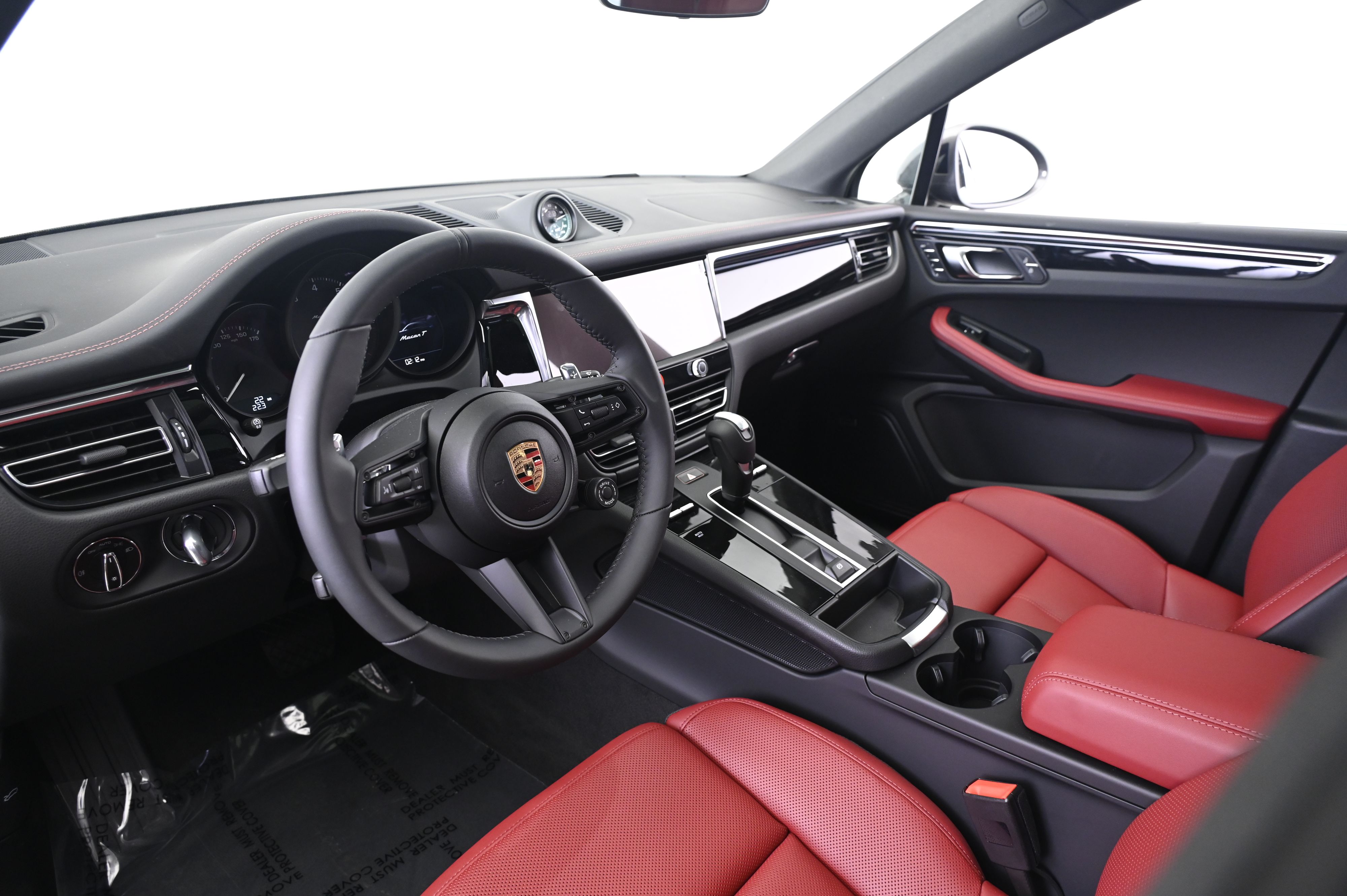 Thumbnail: 2025 Porsche Macan - 4