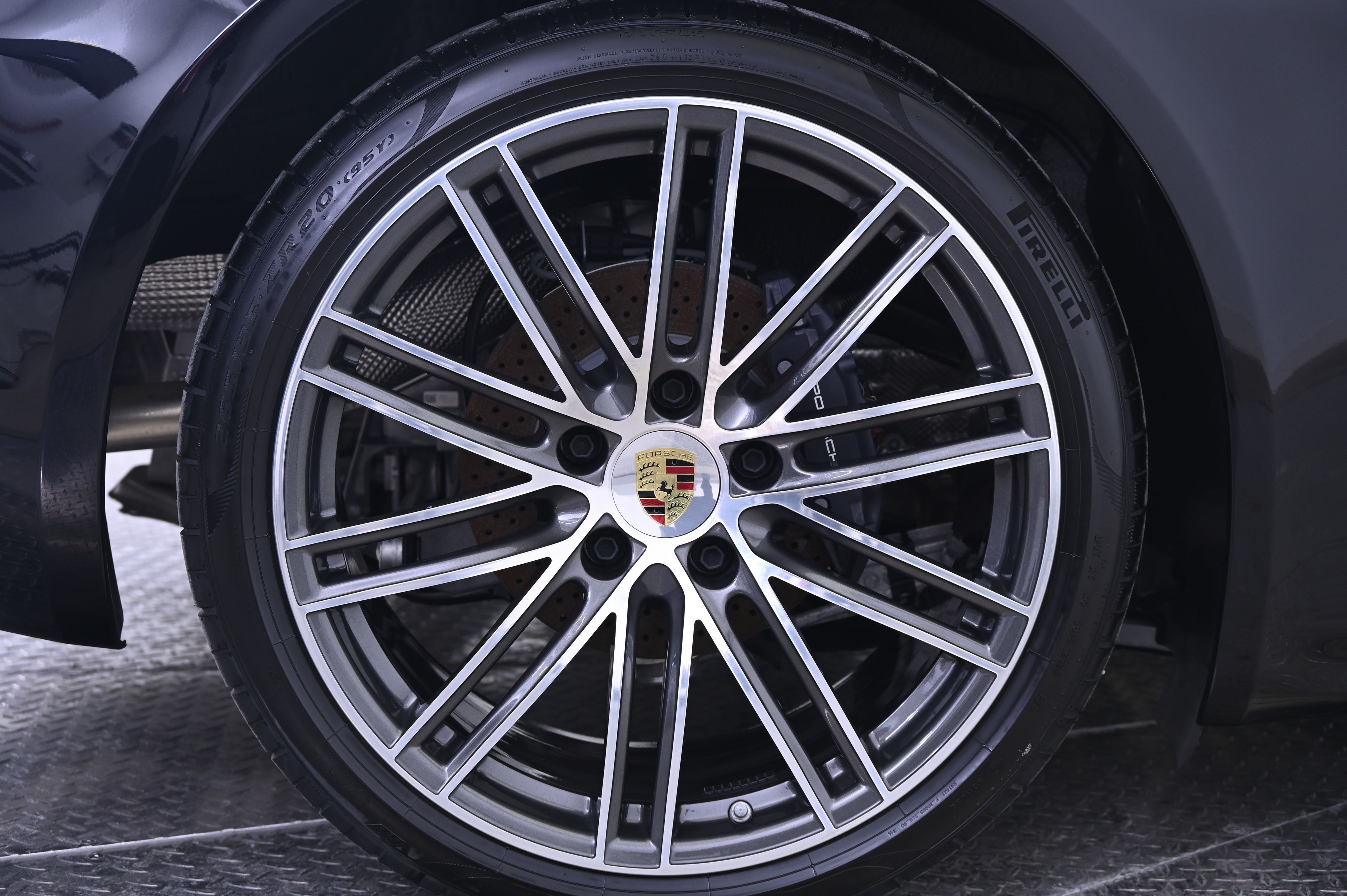 Thumbnail: 2025 Porsche 718 Cayman - 13