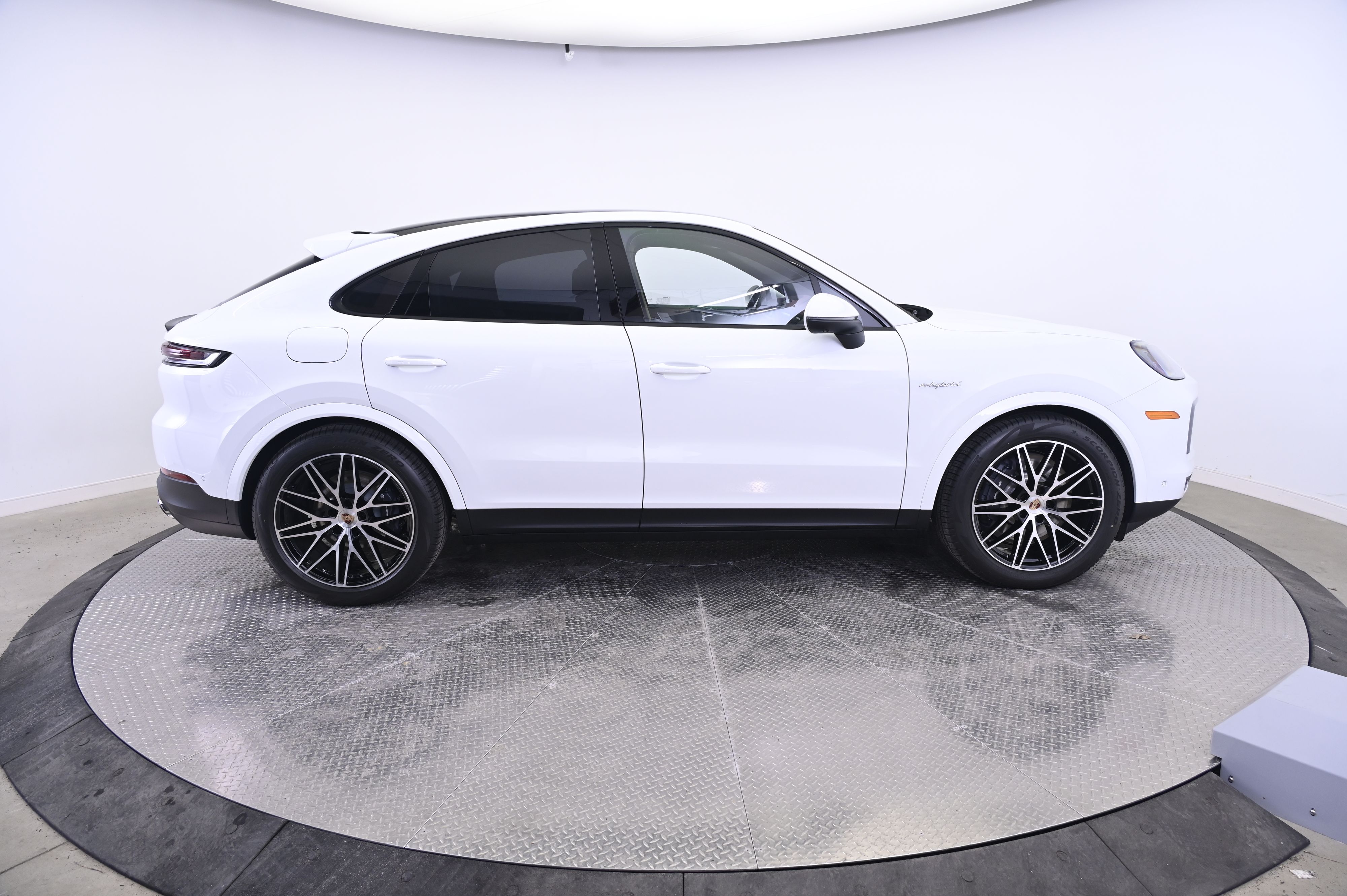 Thumbnail: 2026 Porsche  - 8