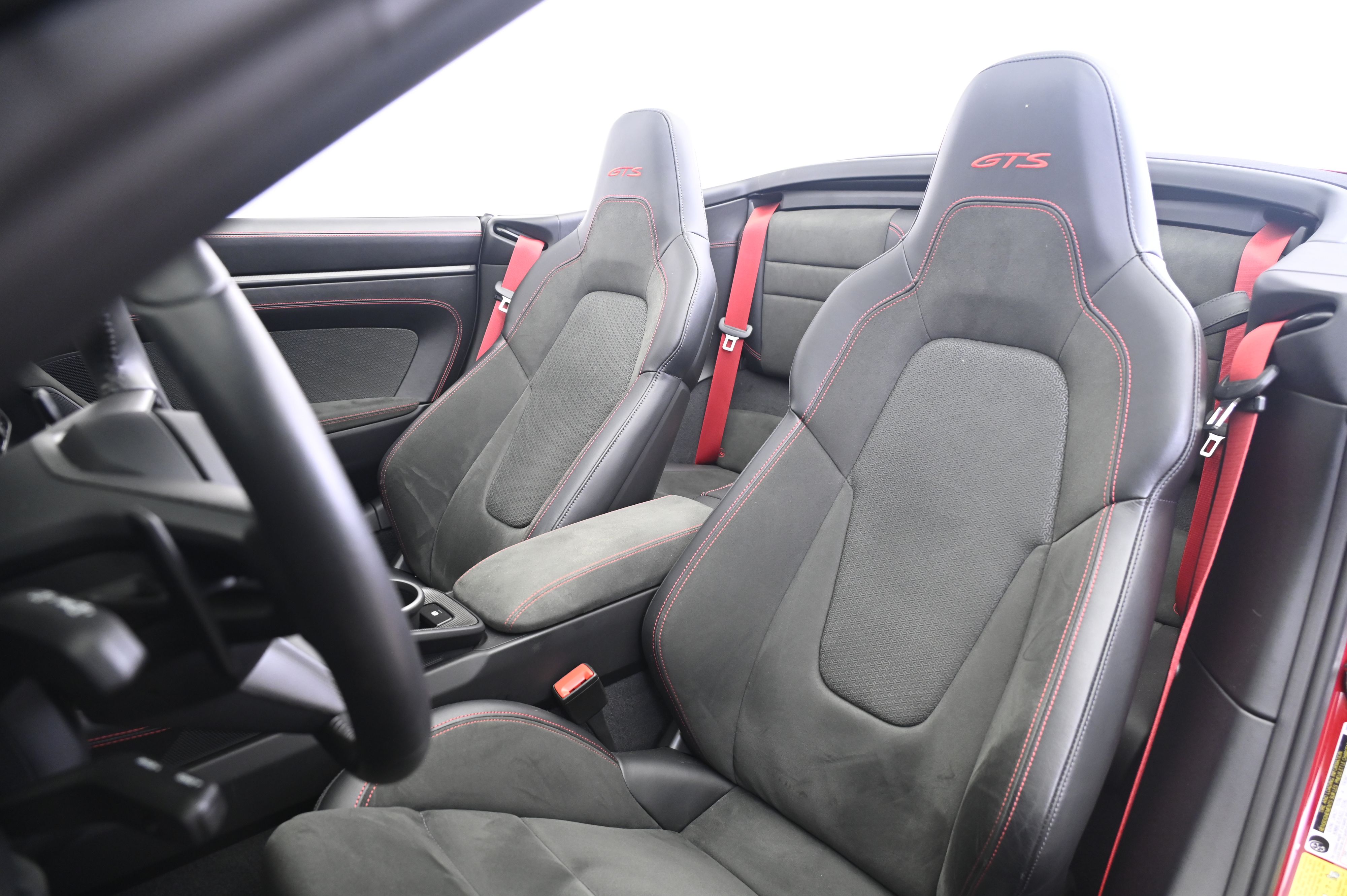 Thumbnail: 2025 Porsche 911 - 29