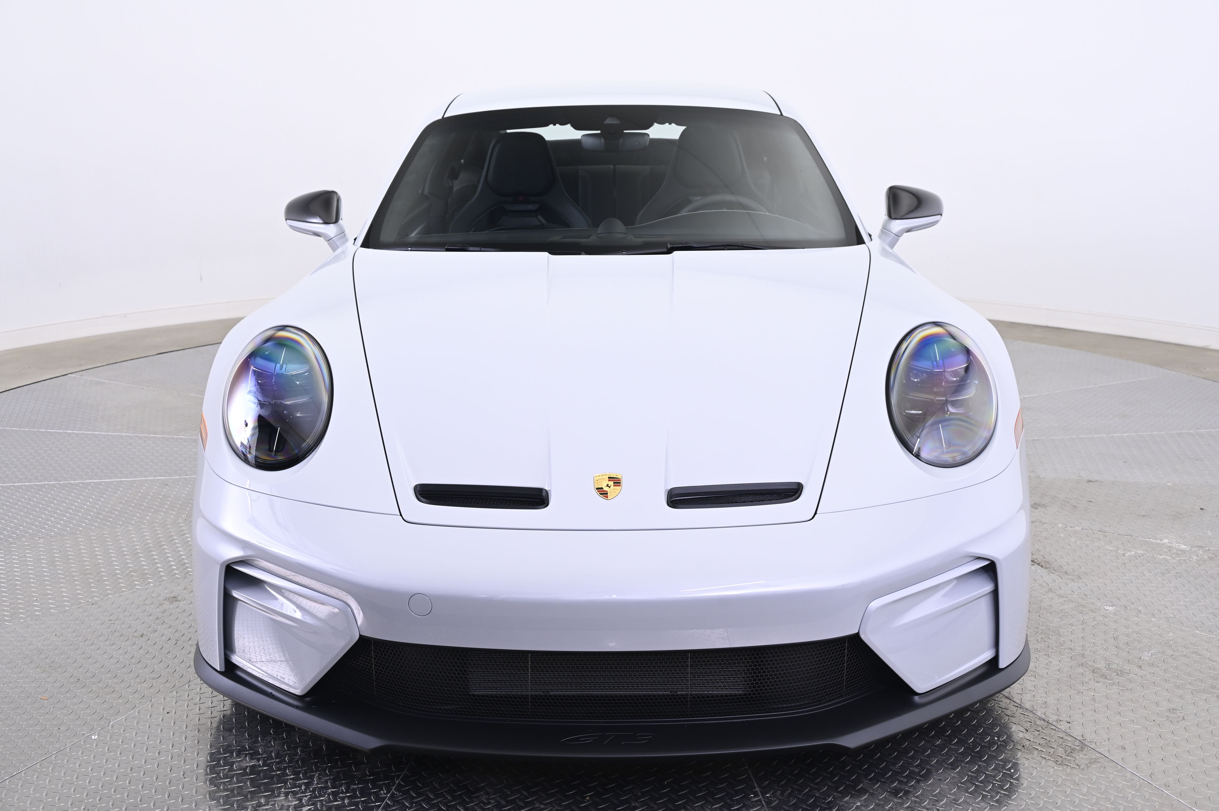 Thumbnail: 2025 Porsche 911 - 10