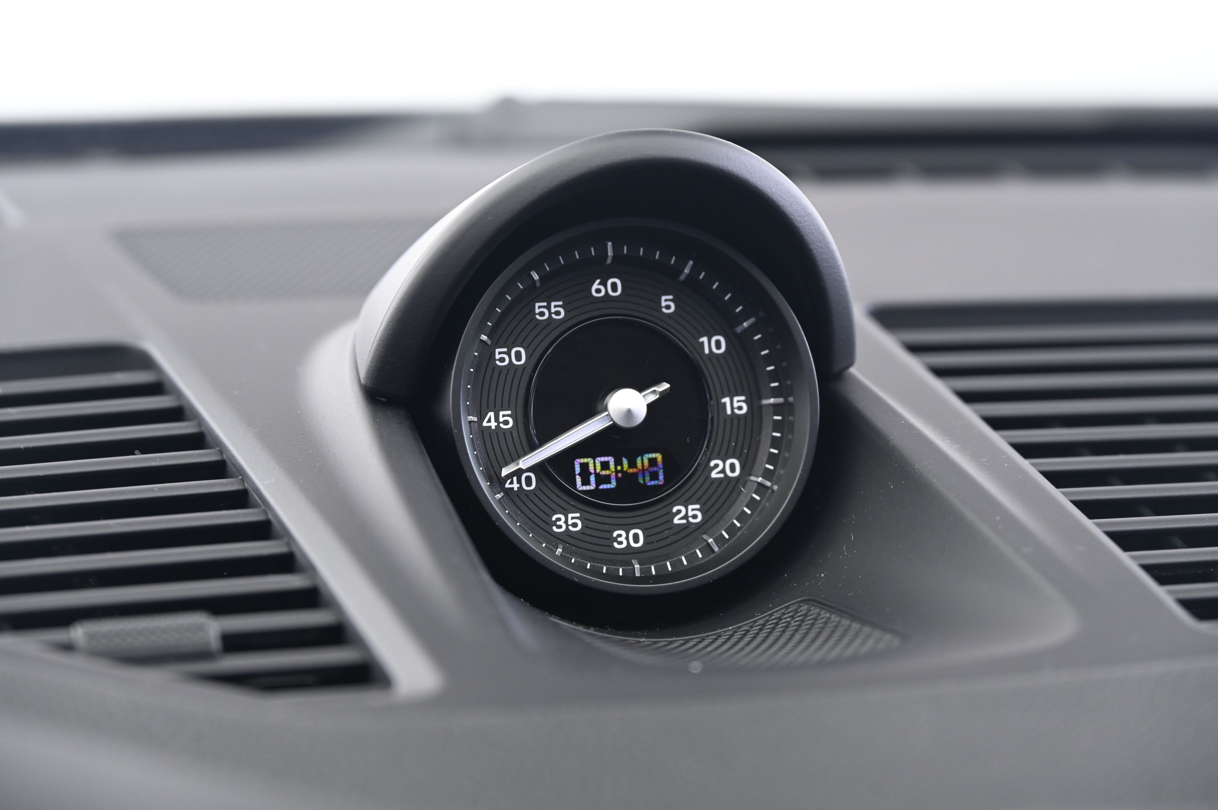 Thumbnail: 2024 Porsche 911 - 27