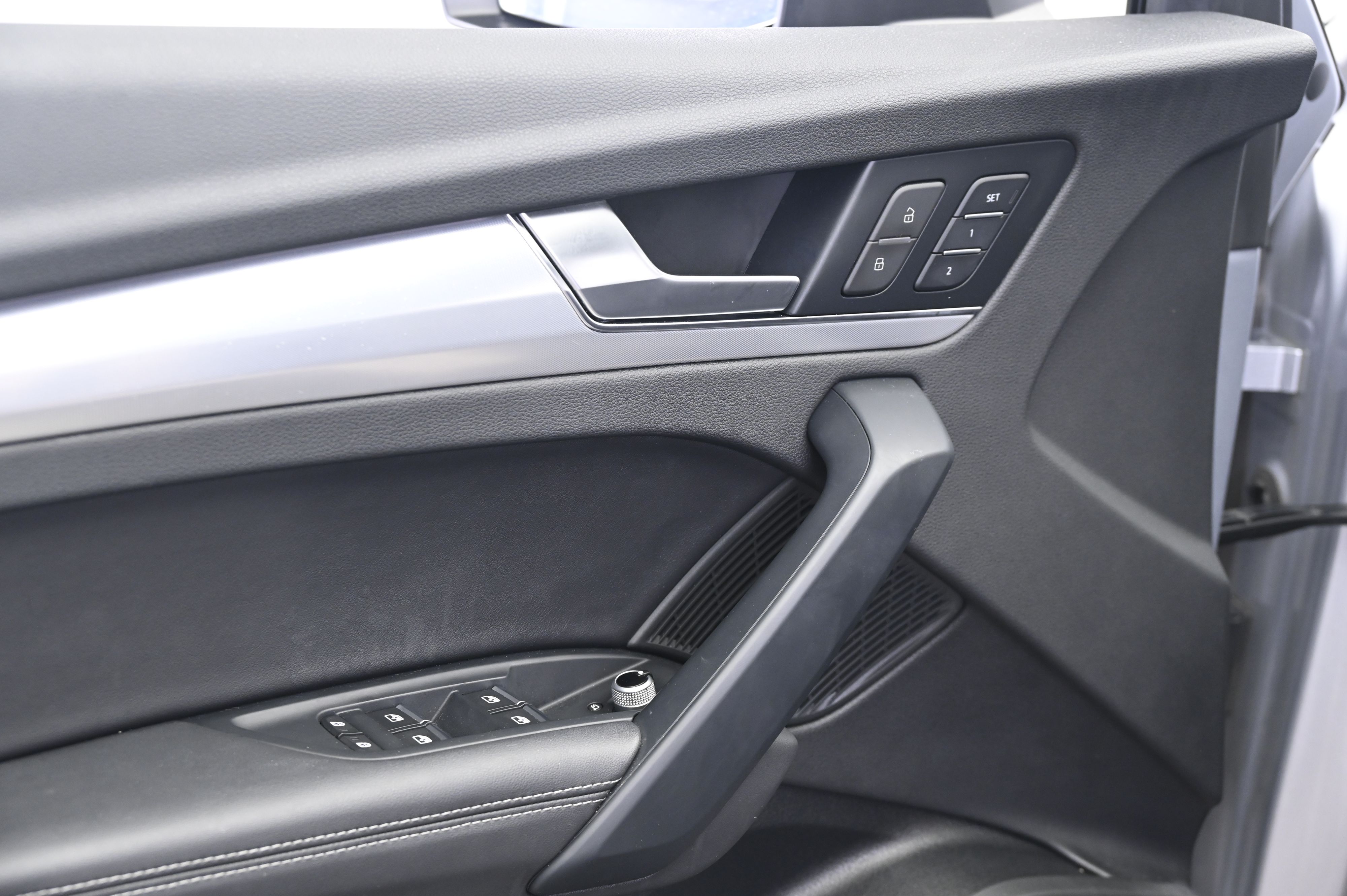 Thumbnail: 2023 Audi Q5 - 27