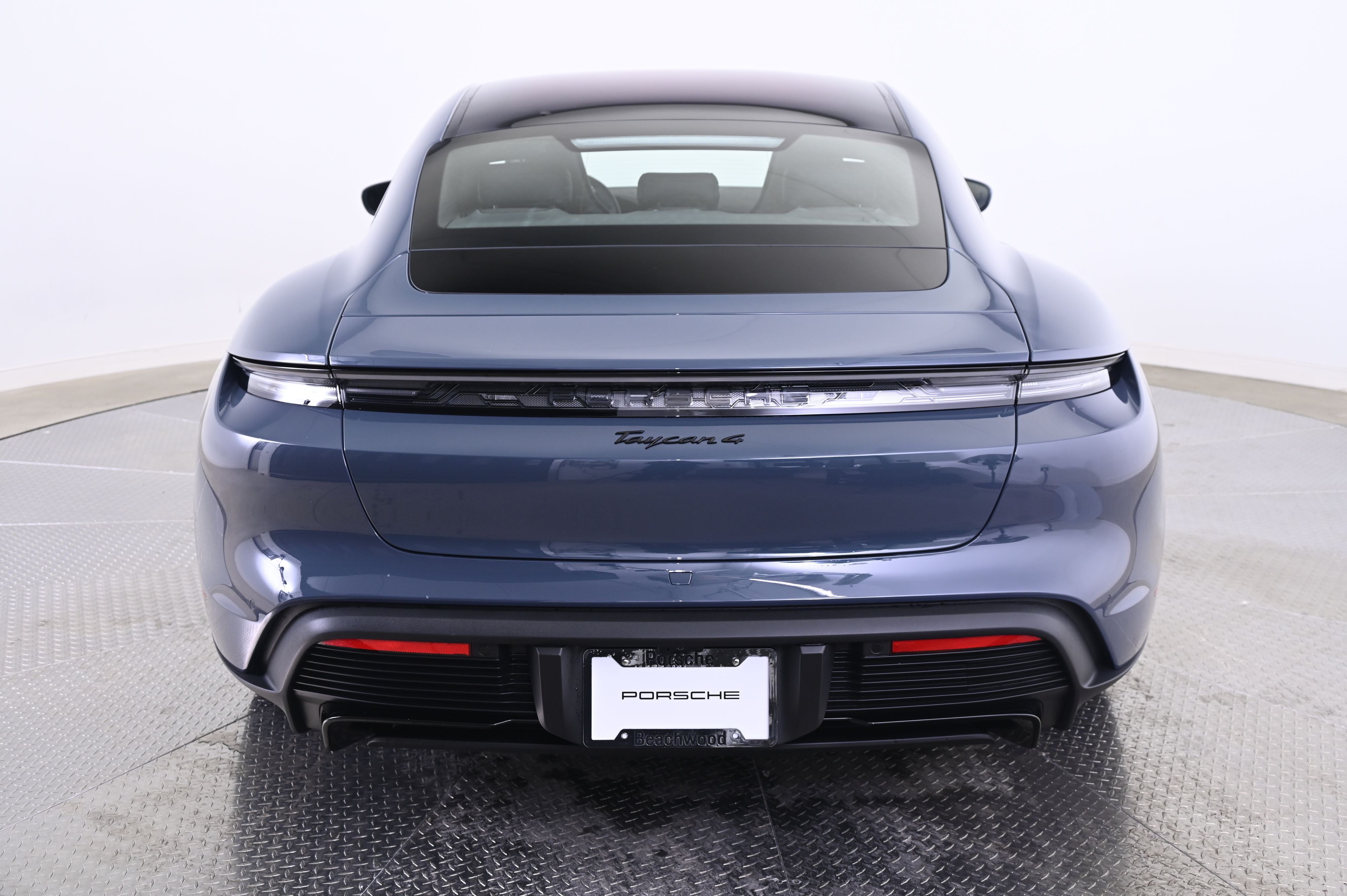 Thumbnail: 2026 Porsche Taycan - 6