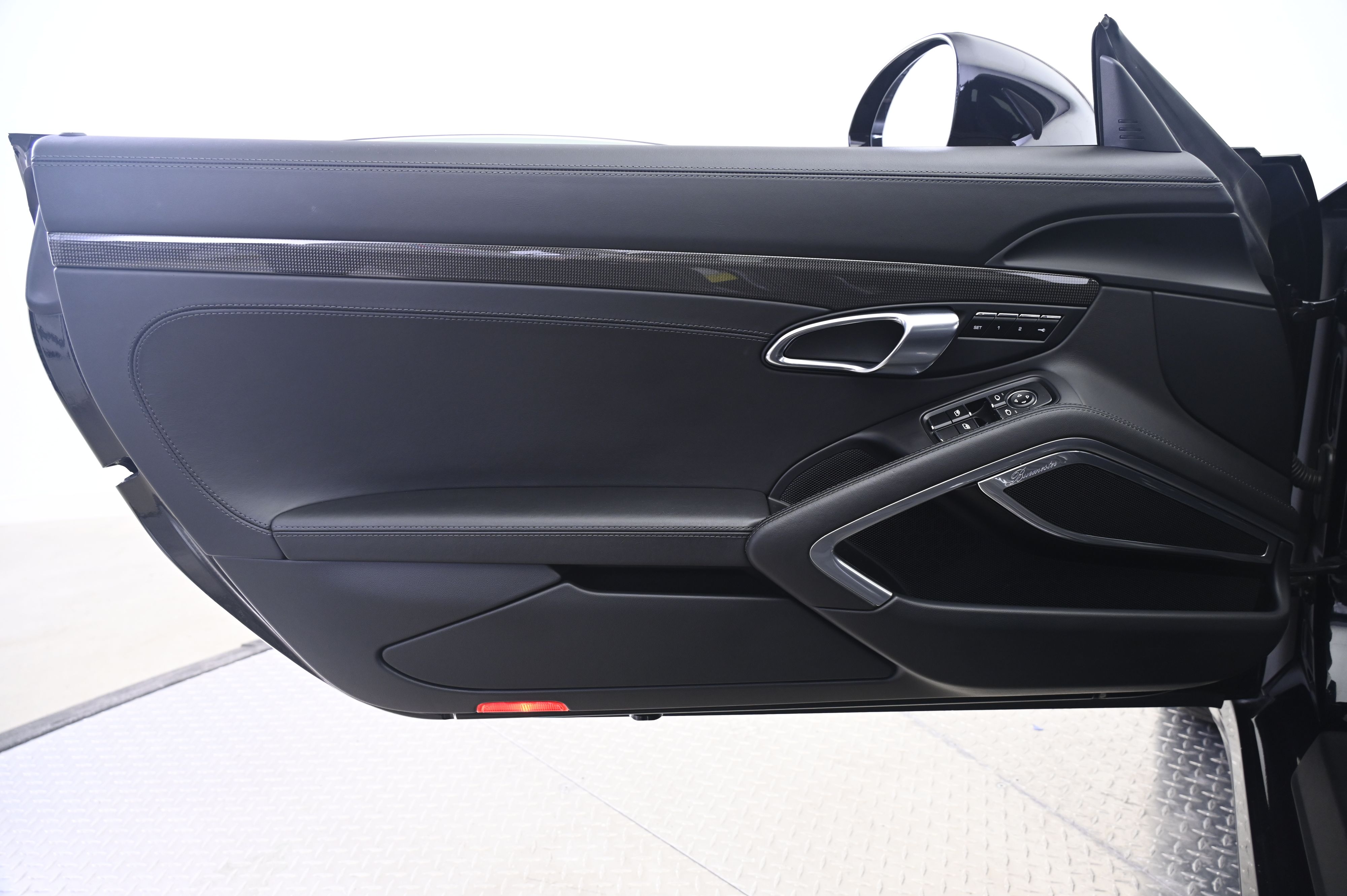 Thumbnail: 2019 Porsche 911 - 22