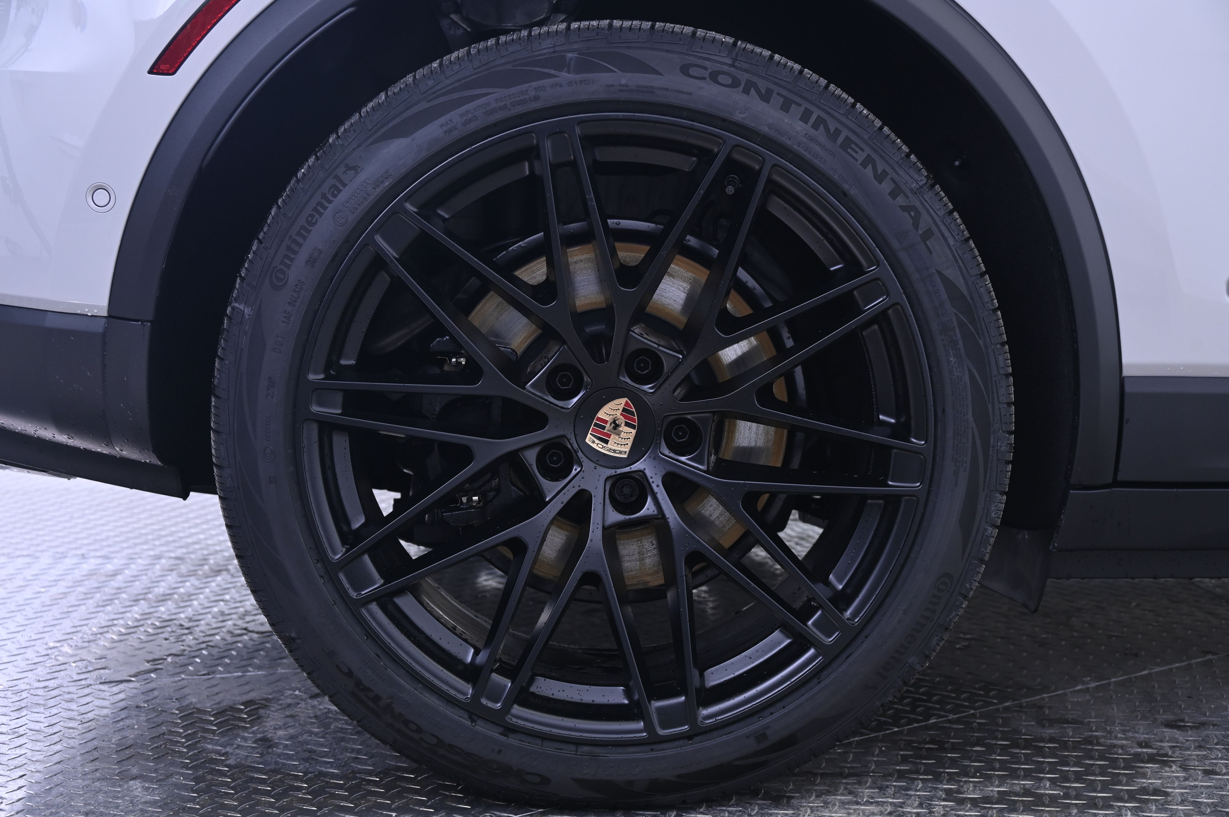 Thumbnail: 2026 Porsche Macan - 13