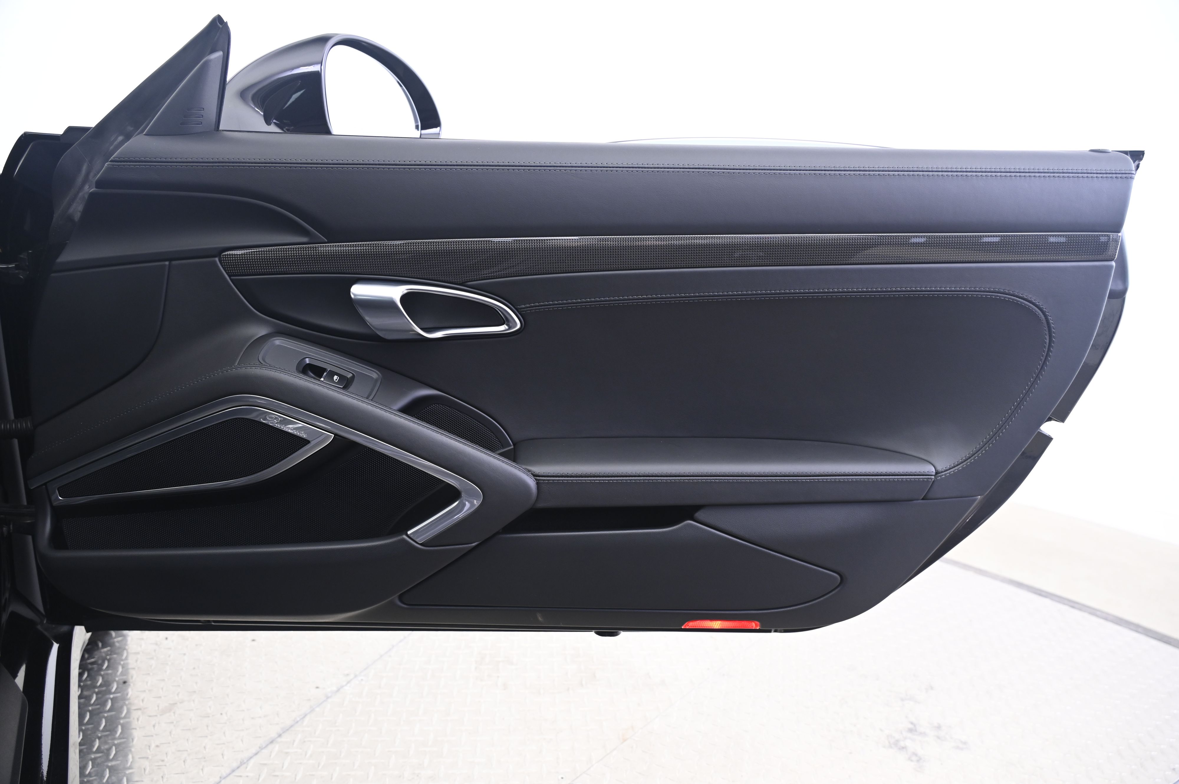 Thumbnail: 2019 Porsche 911 - 16