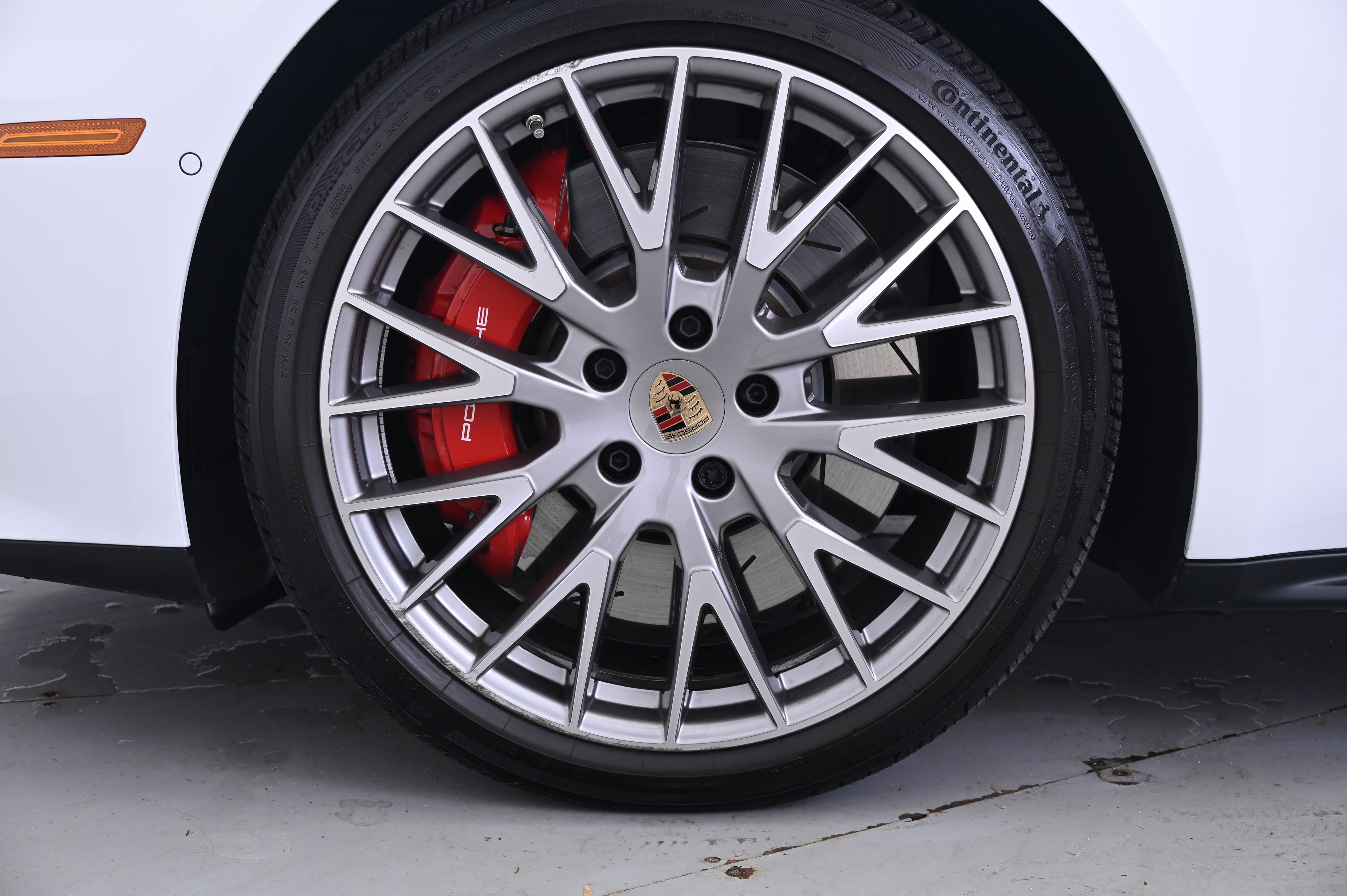 Thumbnail: 2025 Porsche Panamera - 11