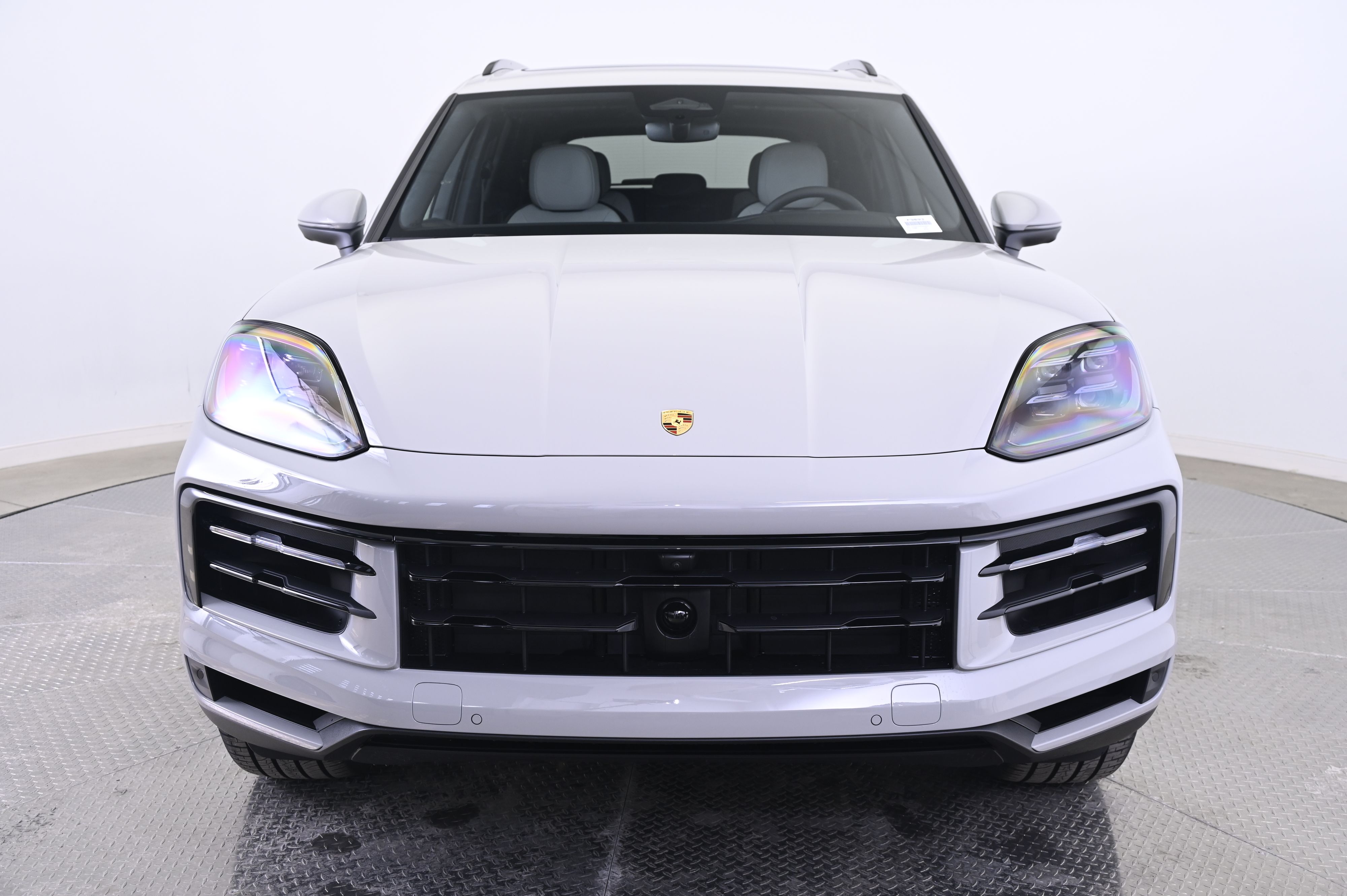 Thumbnail: 2026 Porsche Cayenne - 10