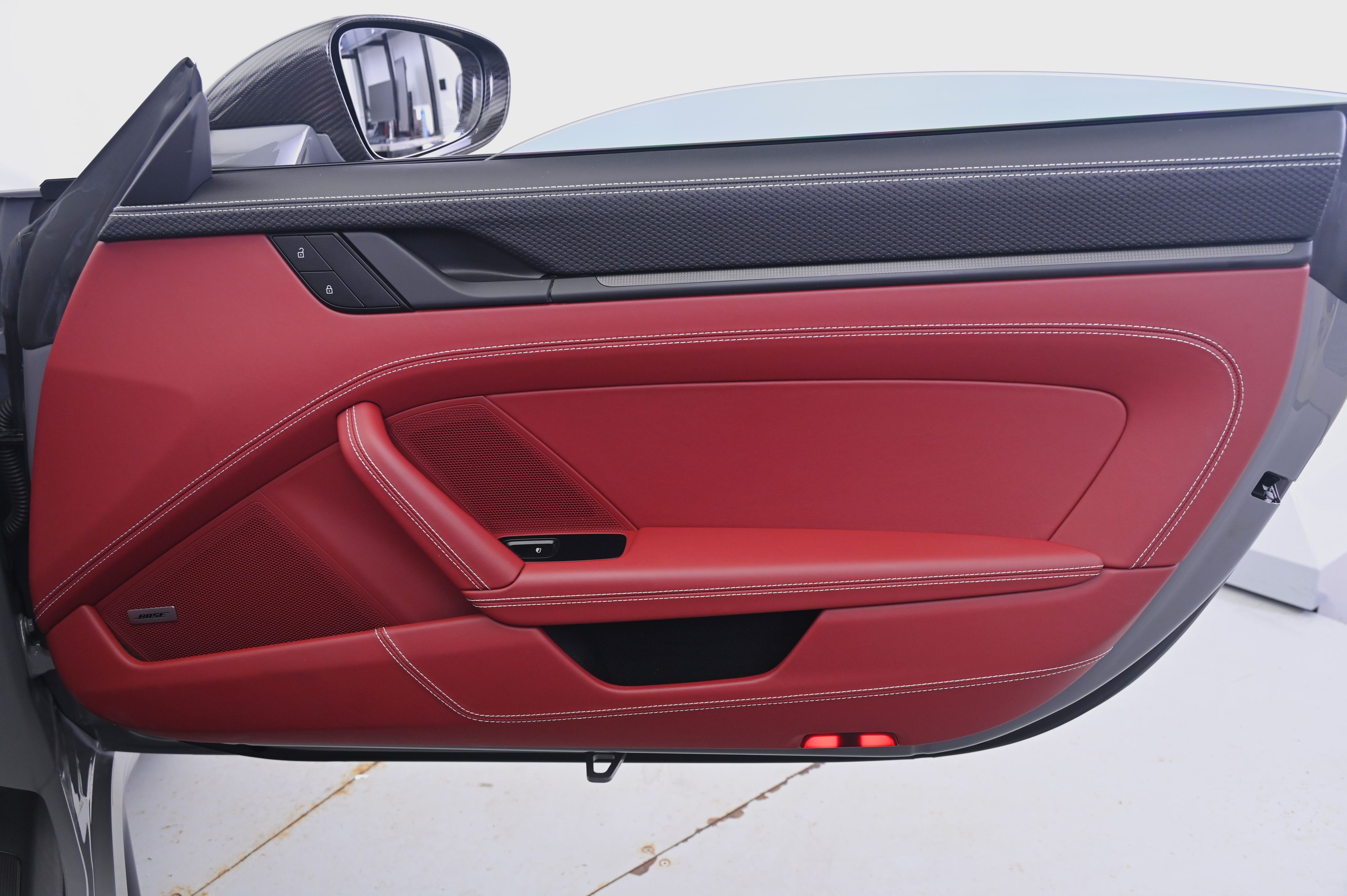 Thumbnail: 2022 Porsche 911 - 23