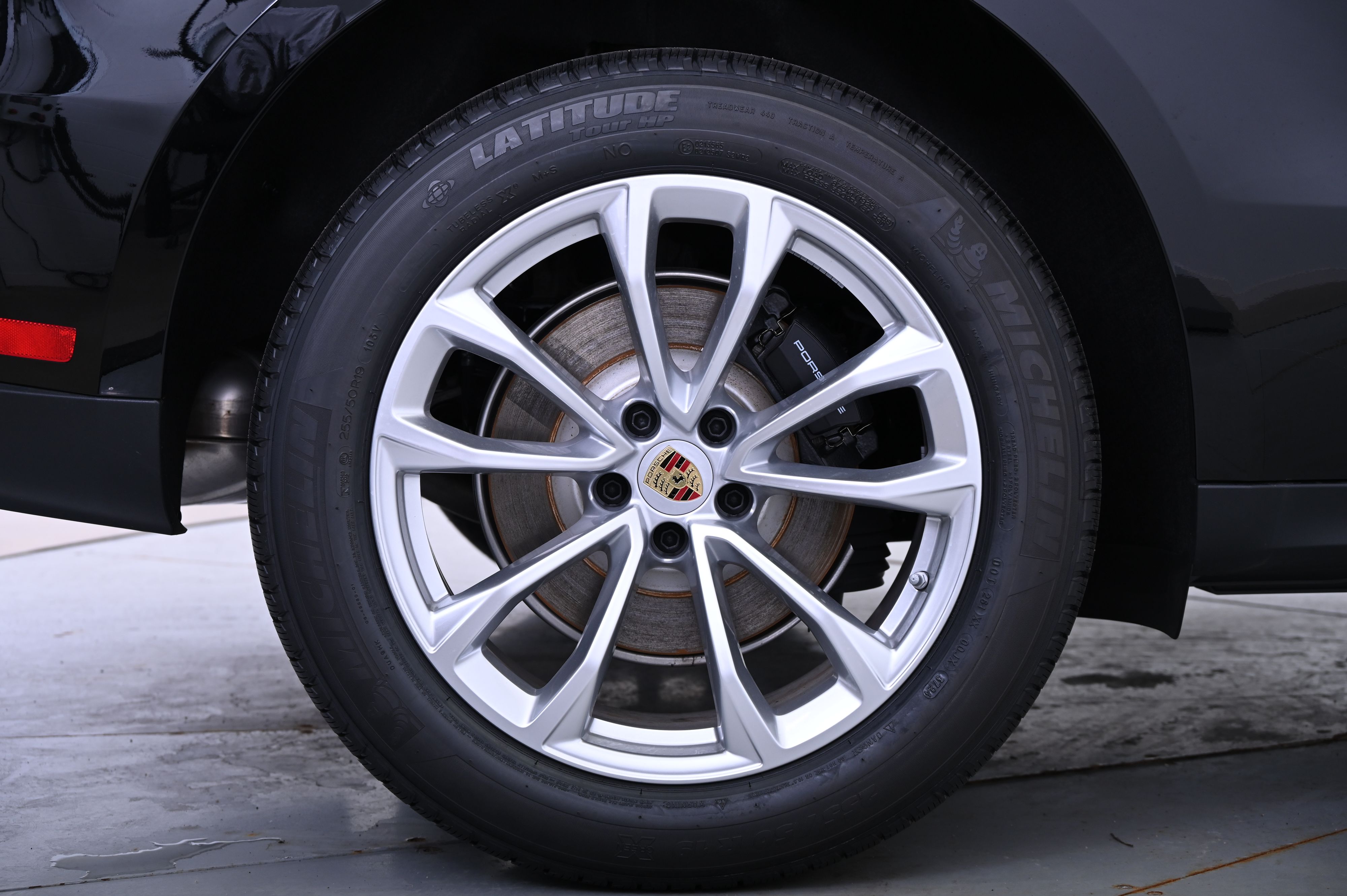 Thumbnail: 2025 Porsche Macan - 17