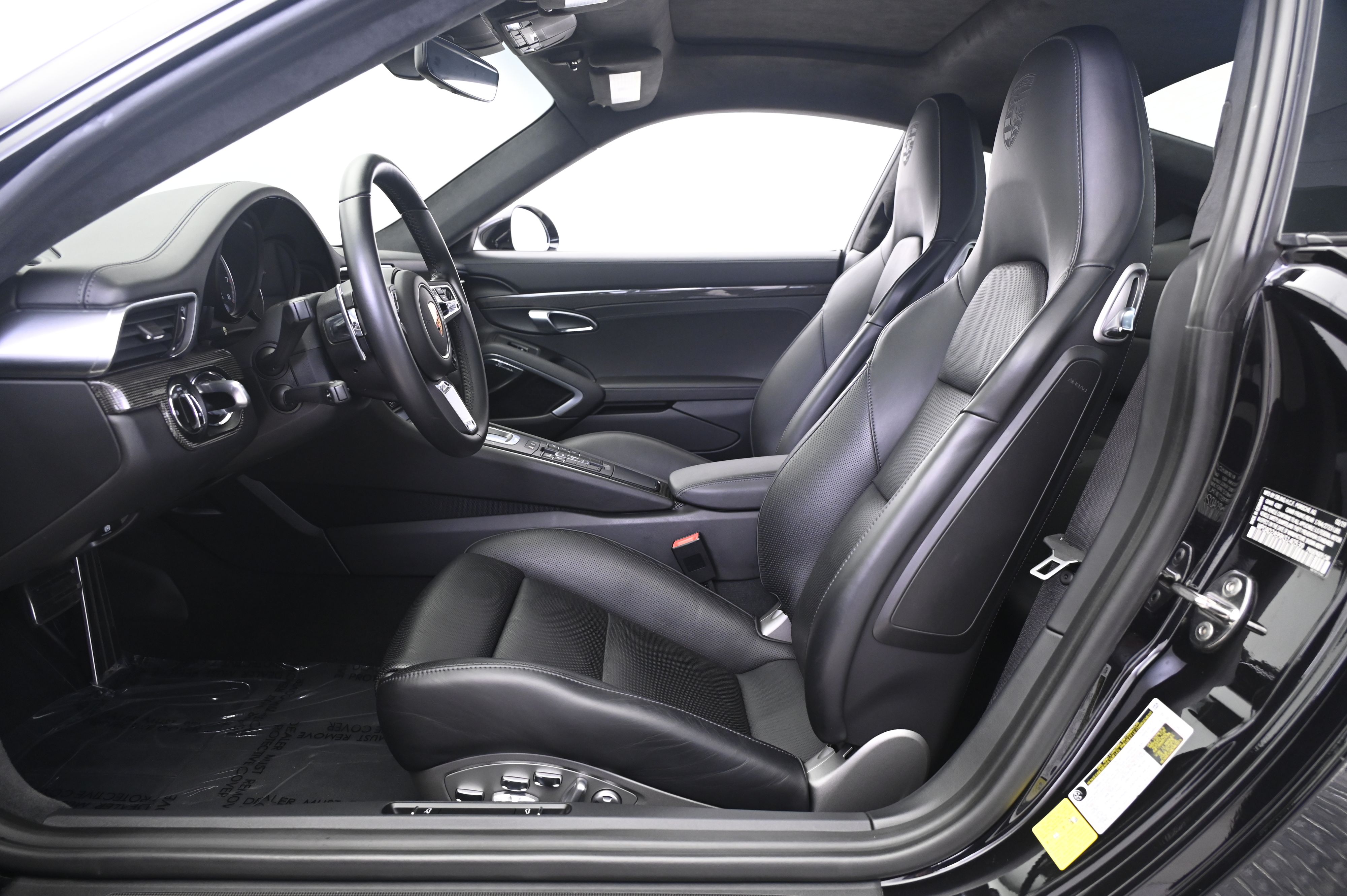 Thumbnail: 2019 Porsche 911 - 26