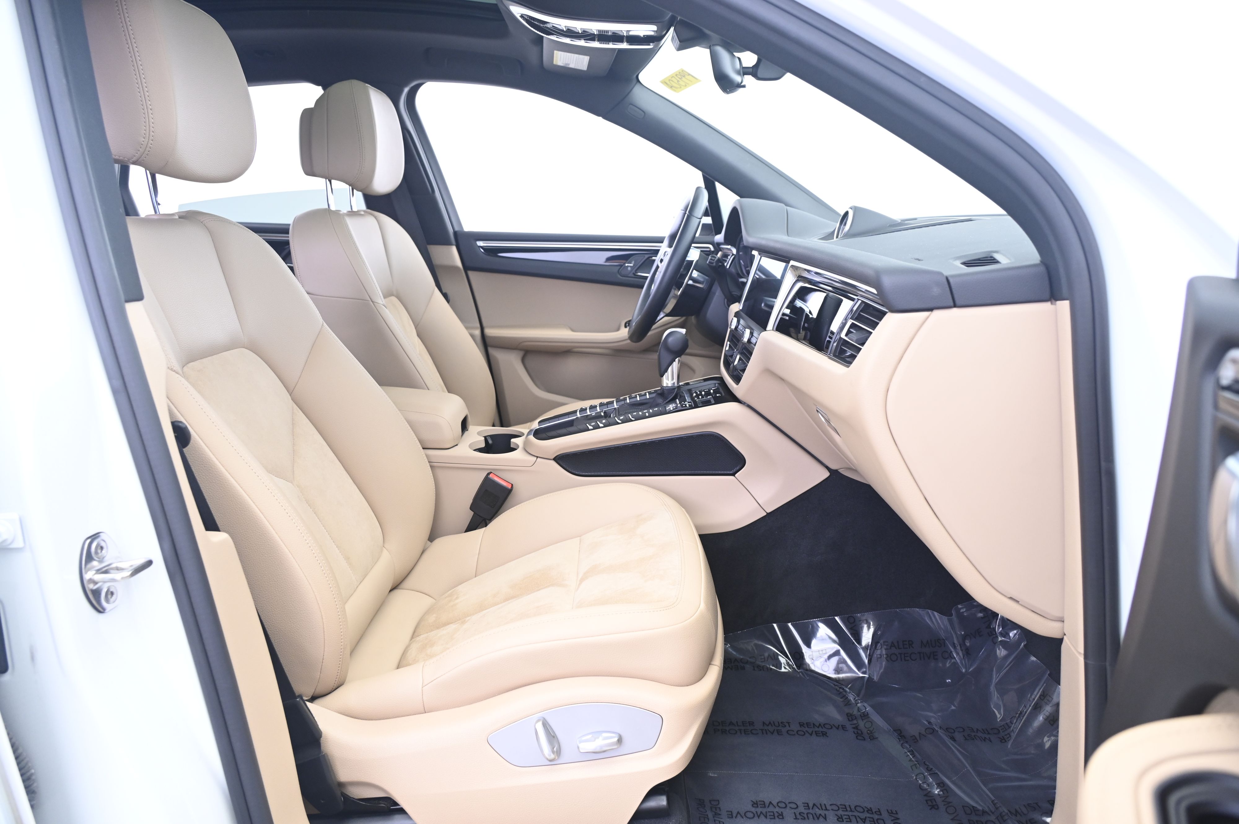 Thumbnail: 2019 Porsche Macan - 23