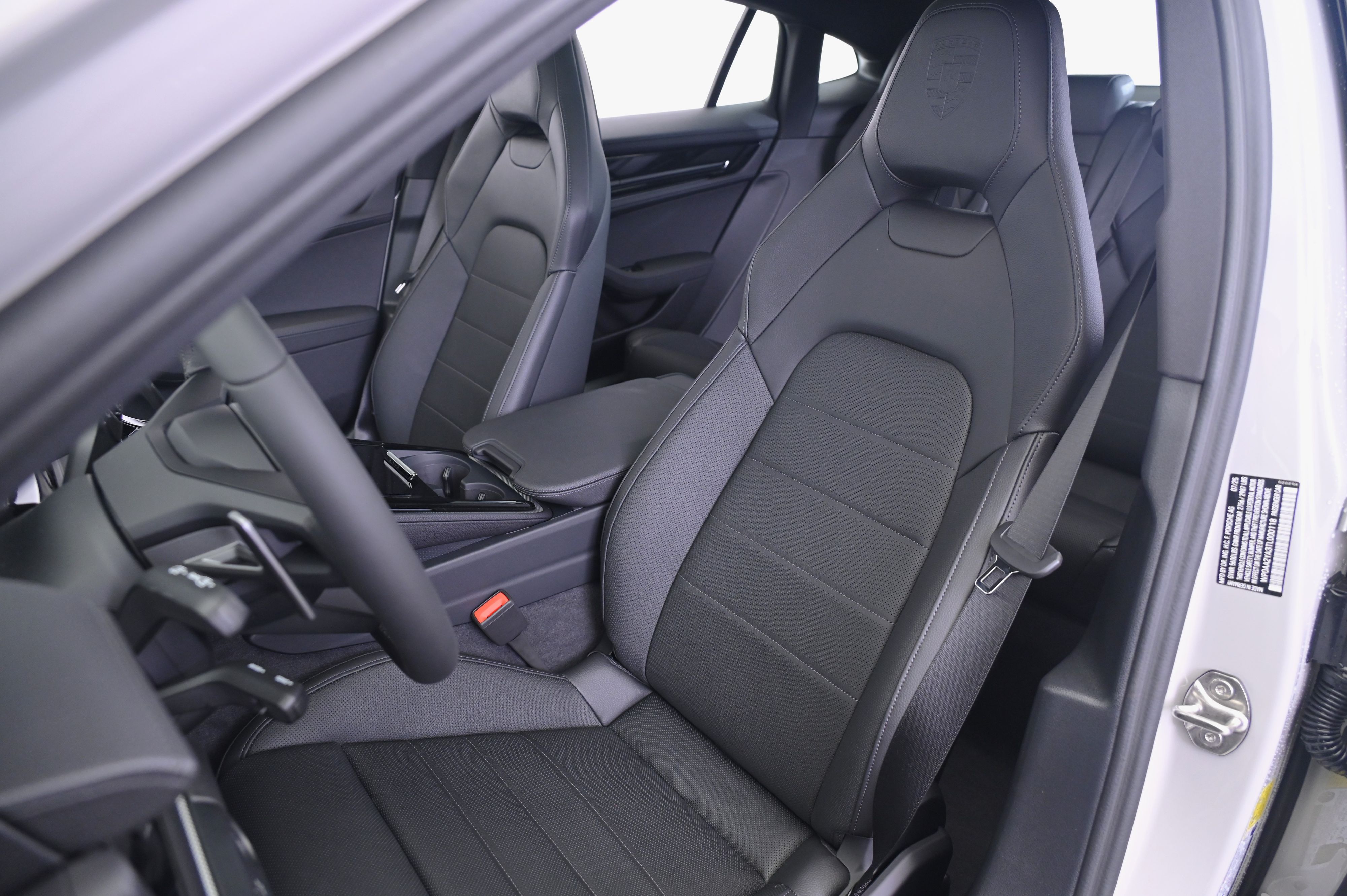 Thumbnail: 2026 Porsche Panamera - 5