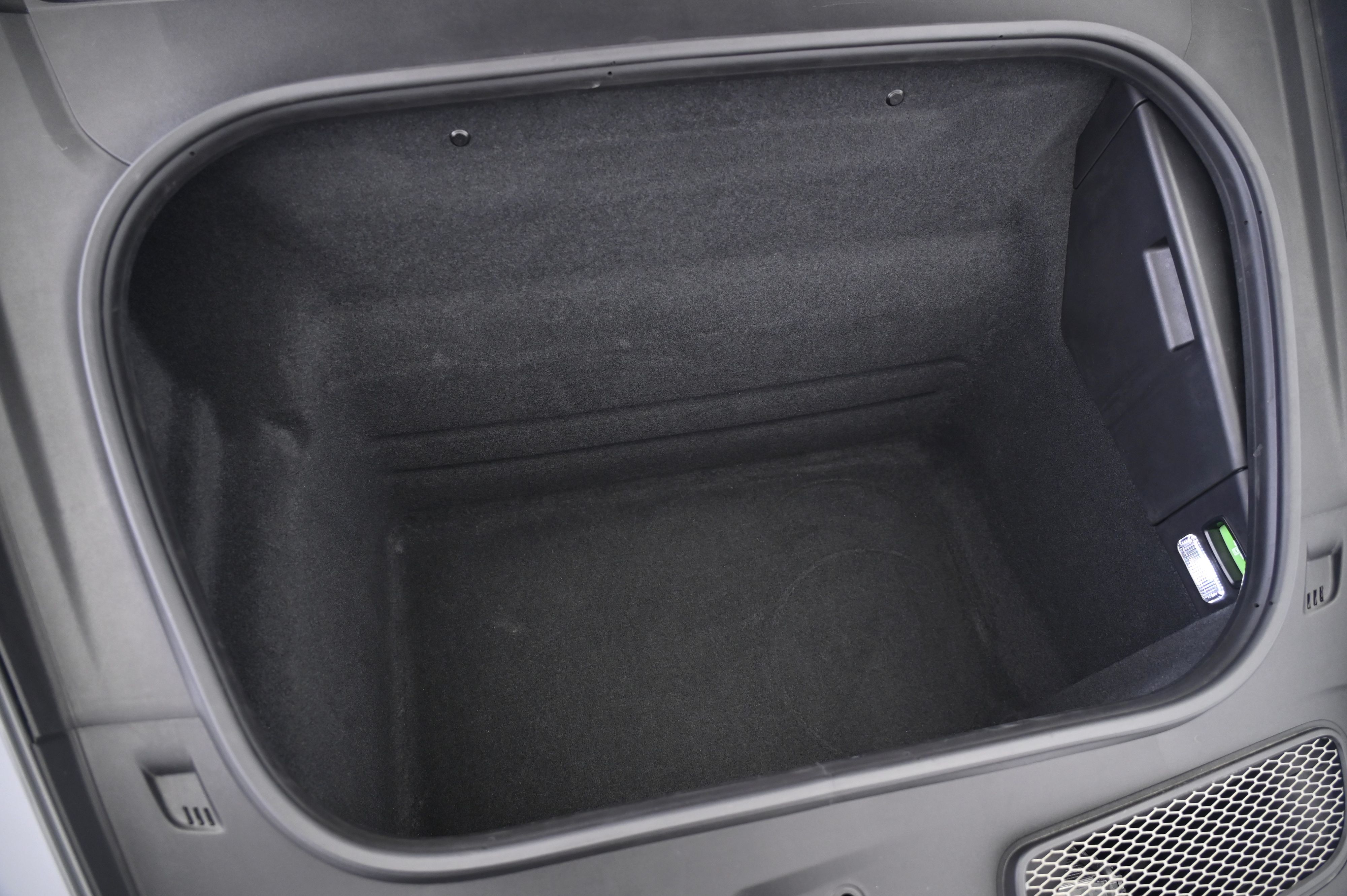 Thumbnail: 2022 Porsche 911 - 22