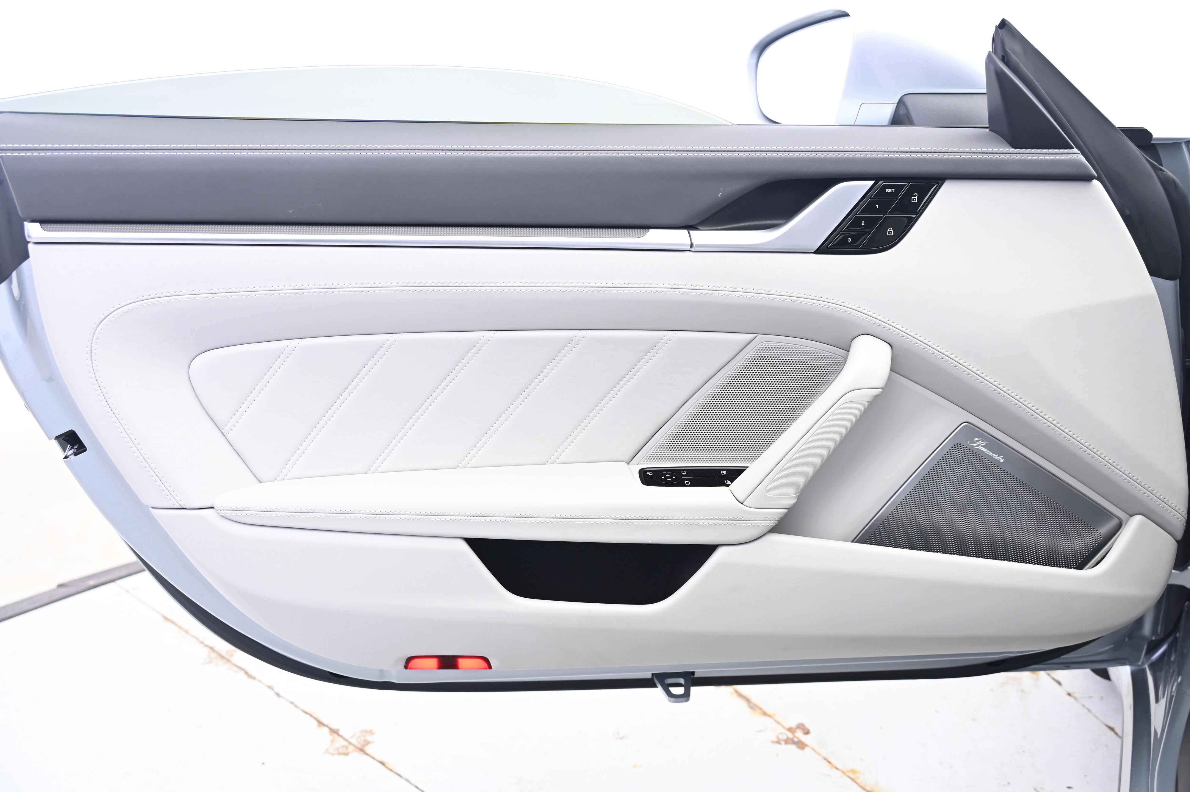 Thumbnail: 2021 Porsche 911 - 22