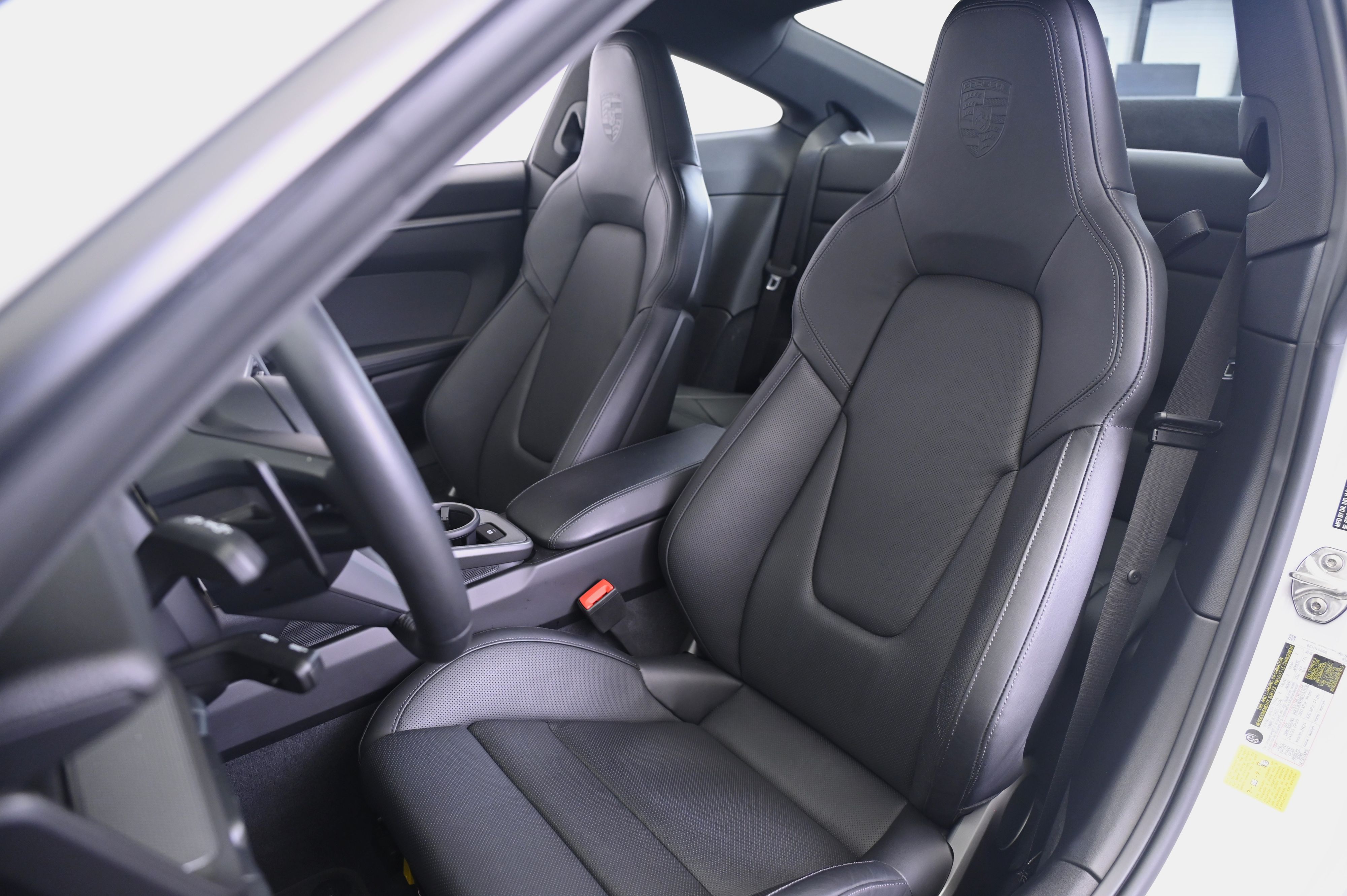 Thumbnail: 2025 Porsche 911 - 26