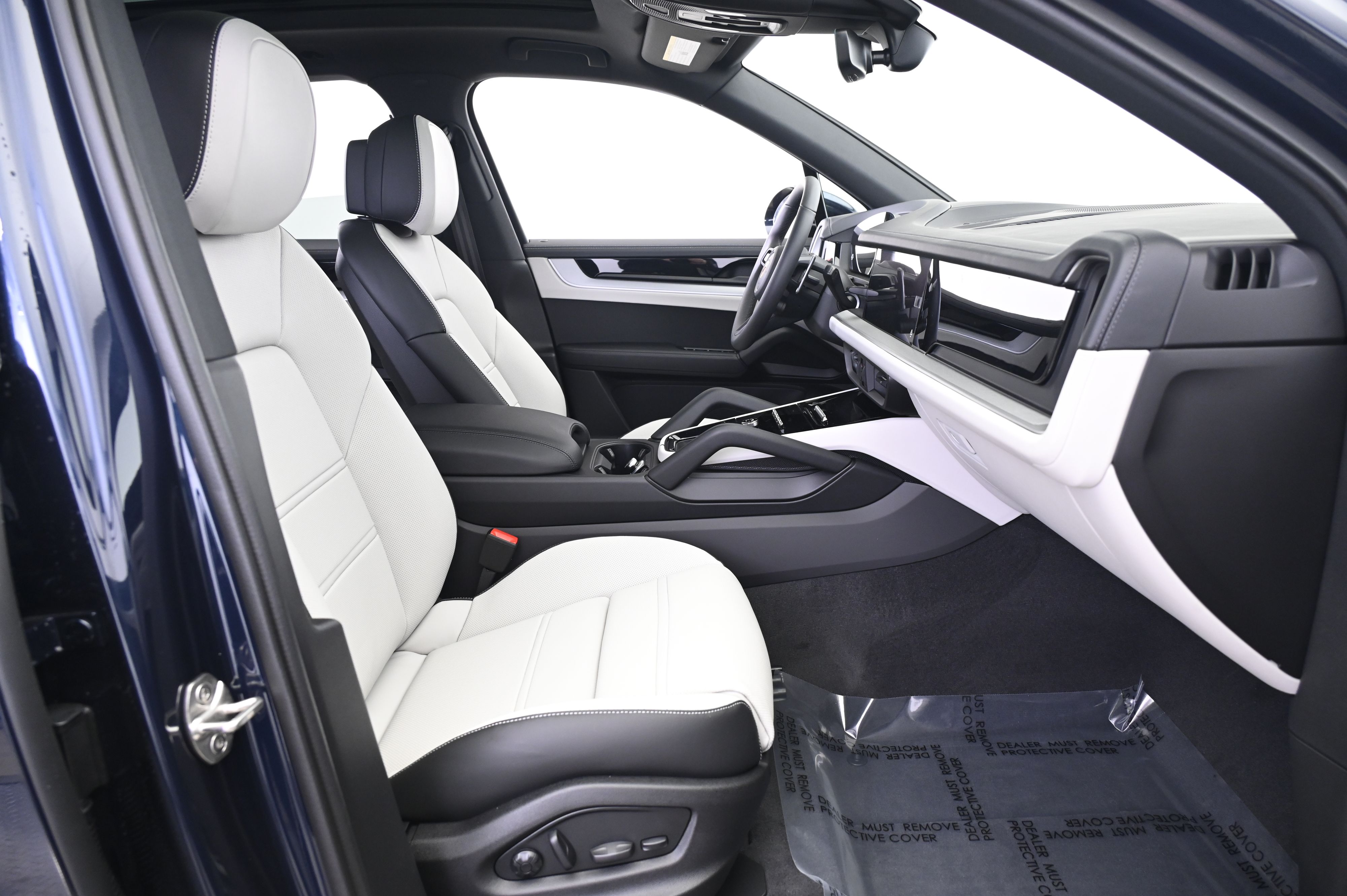 Thumbnail: 2026 Porsche Cayenne - 23