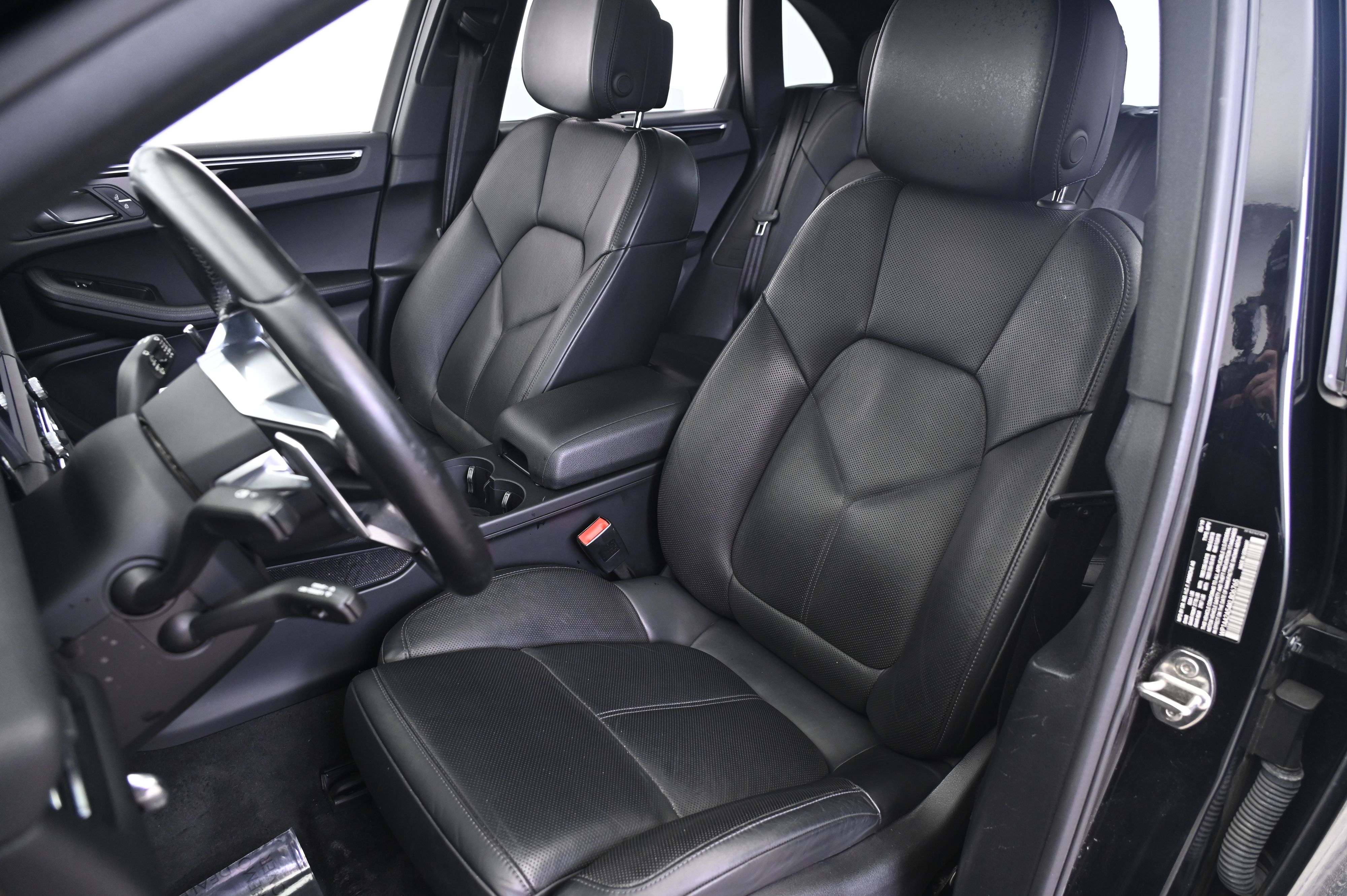 Thumbnail: 2019 Porsche Macan - 5