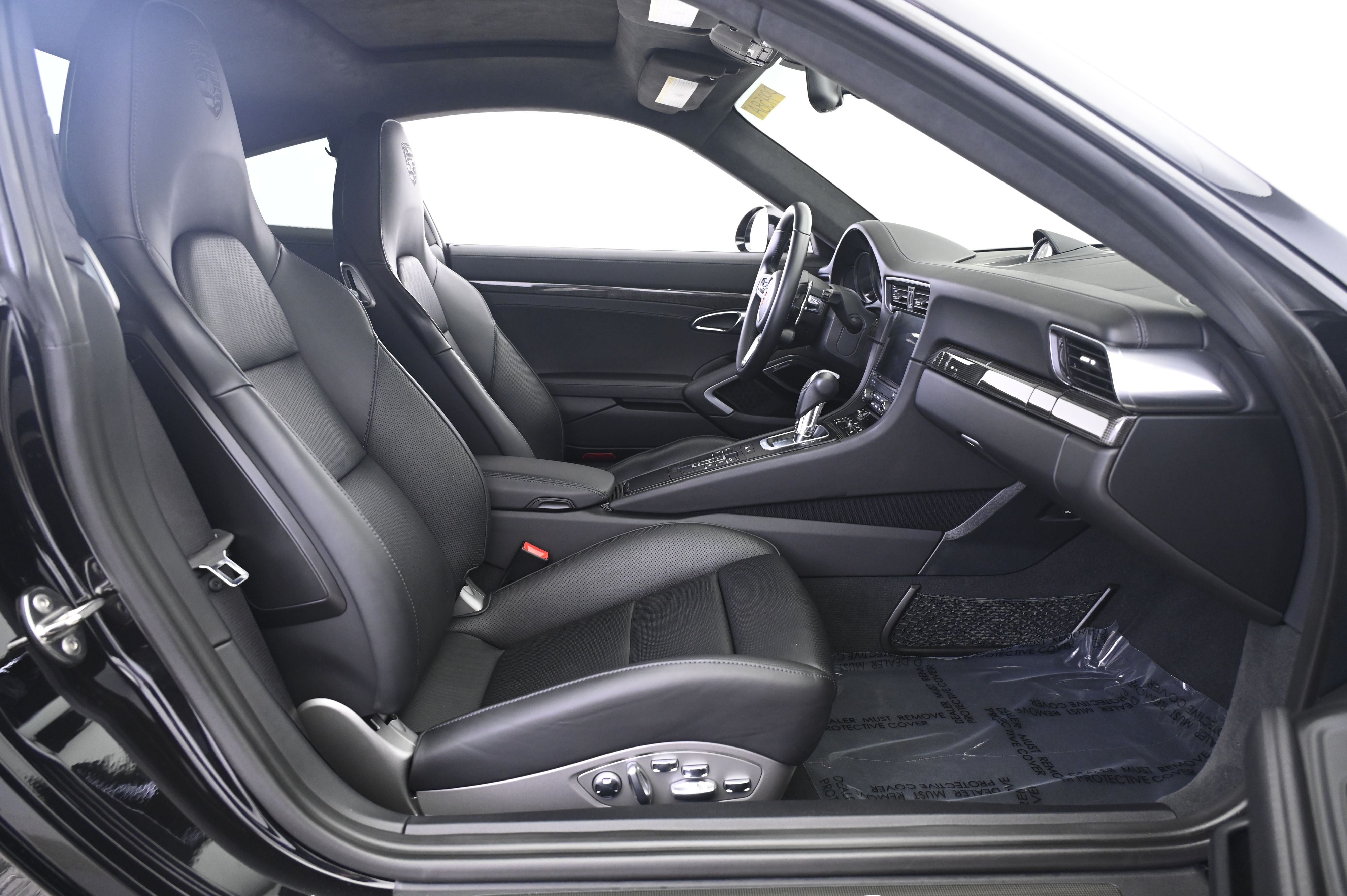 Thumbnail: 2019 Porsche 911 - 19