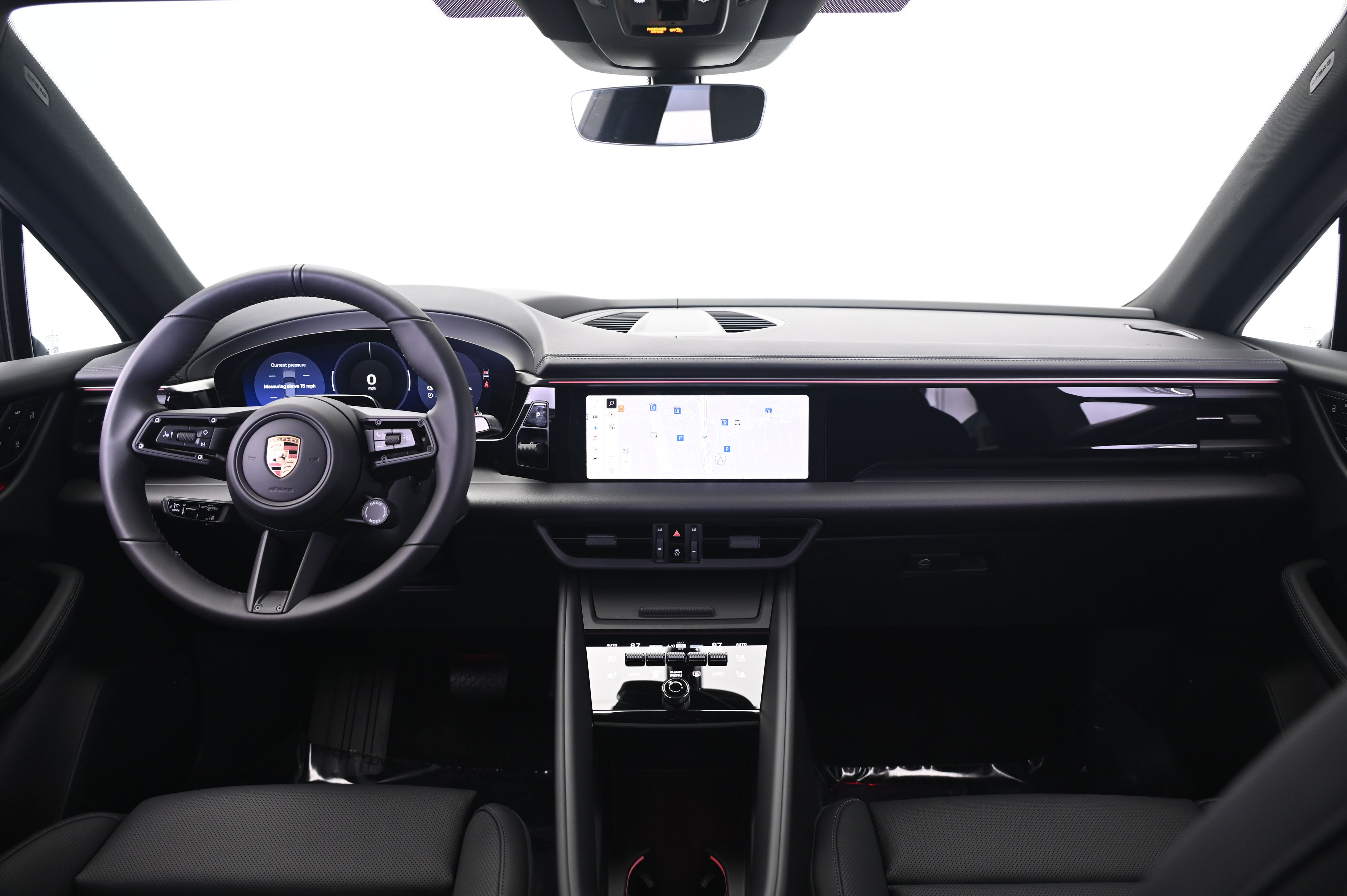 Thumbnail: 2026 Porsche Macan - 32