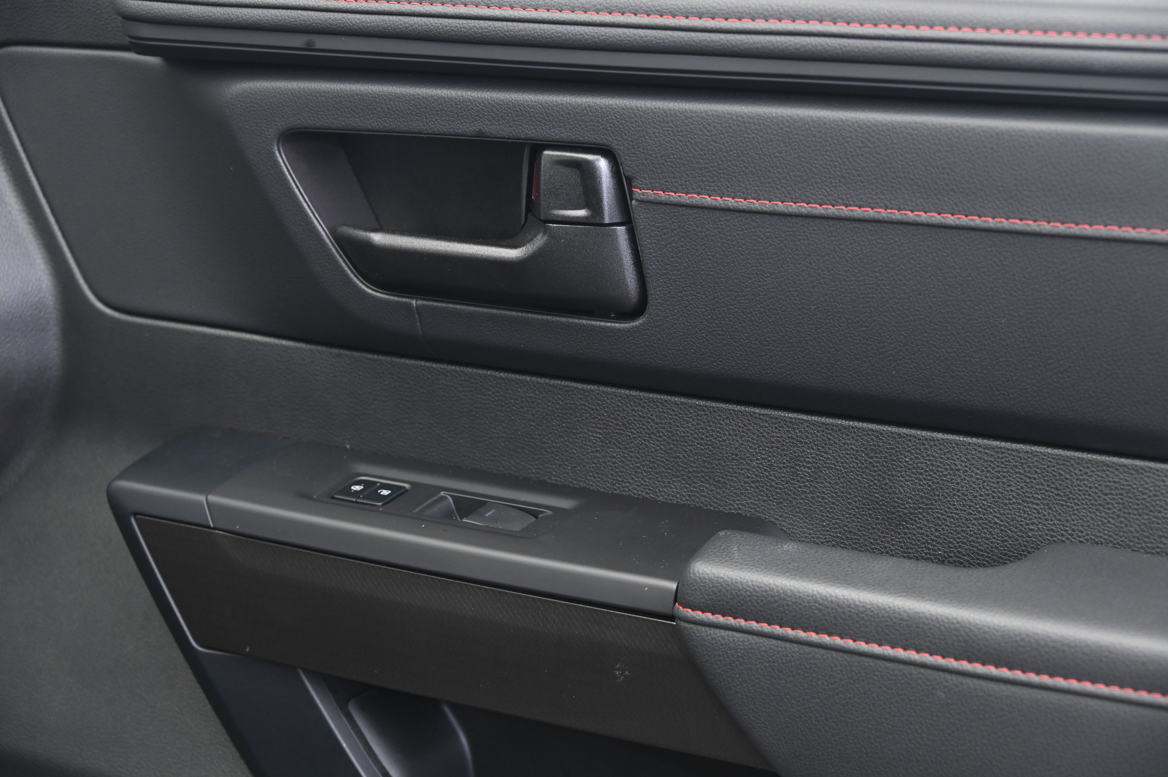 Thumbnail: 2024 Toyota Sequoia - 23