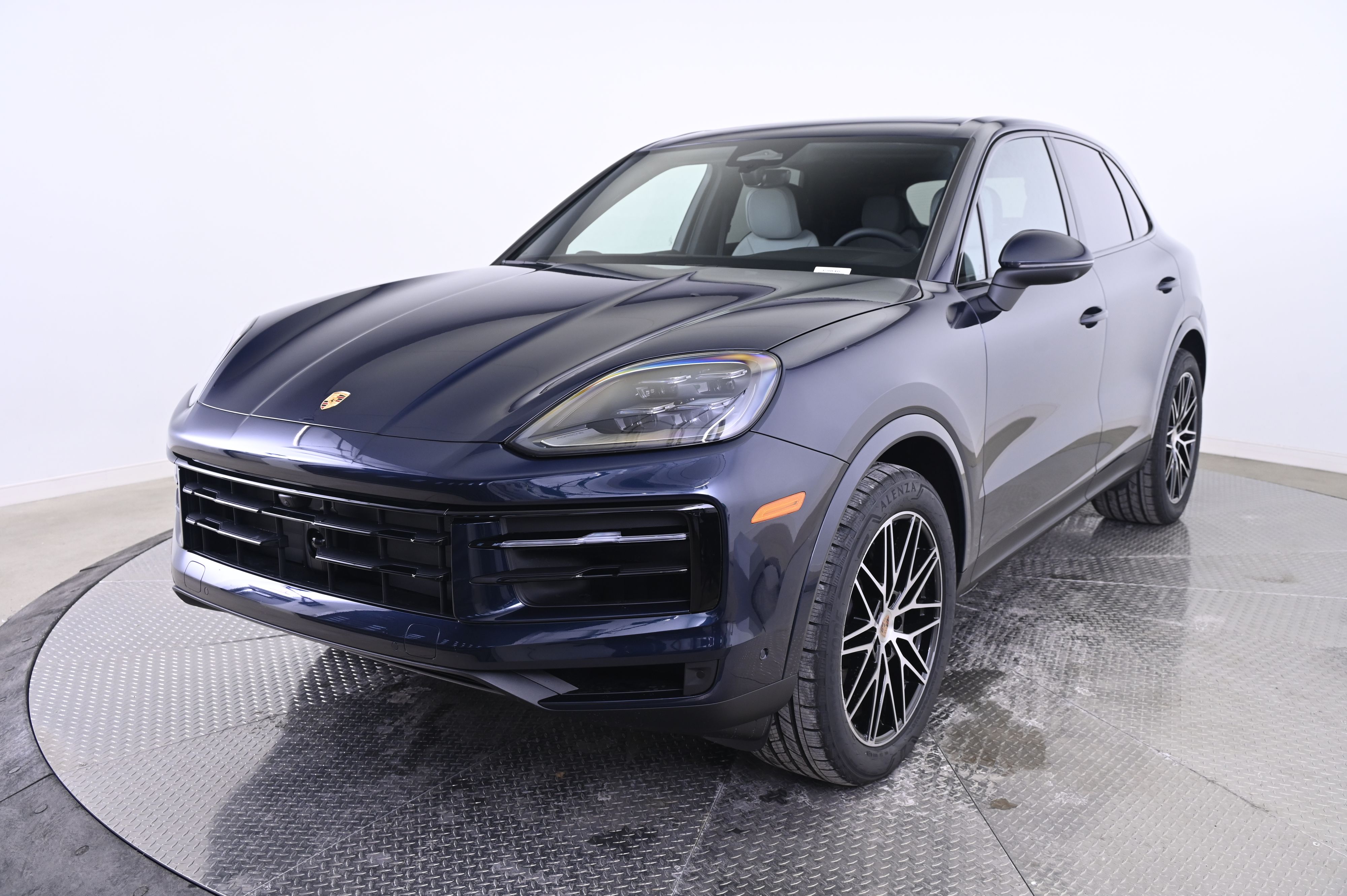 Thumbnail: 2026 Porsche Cayenne - 1