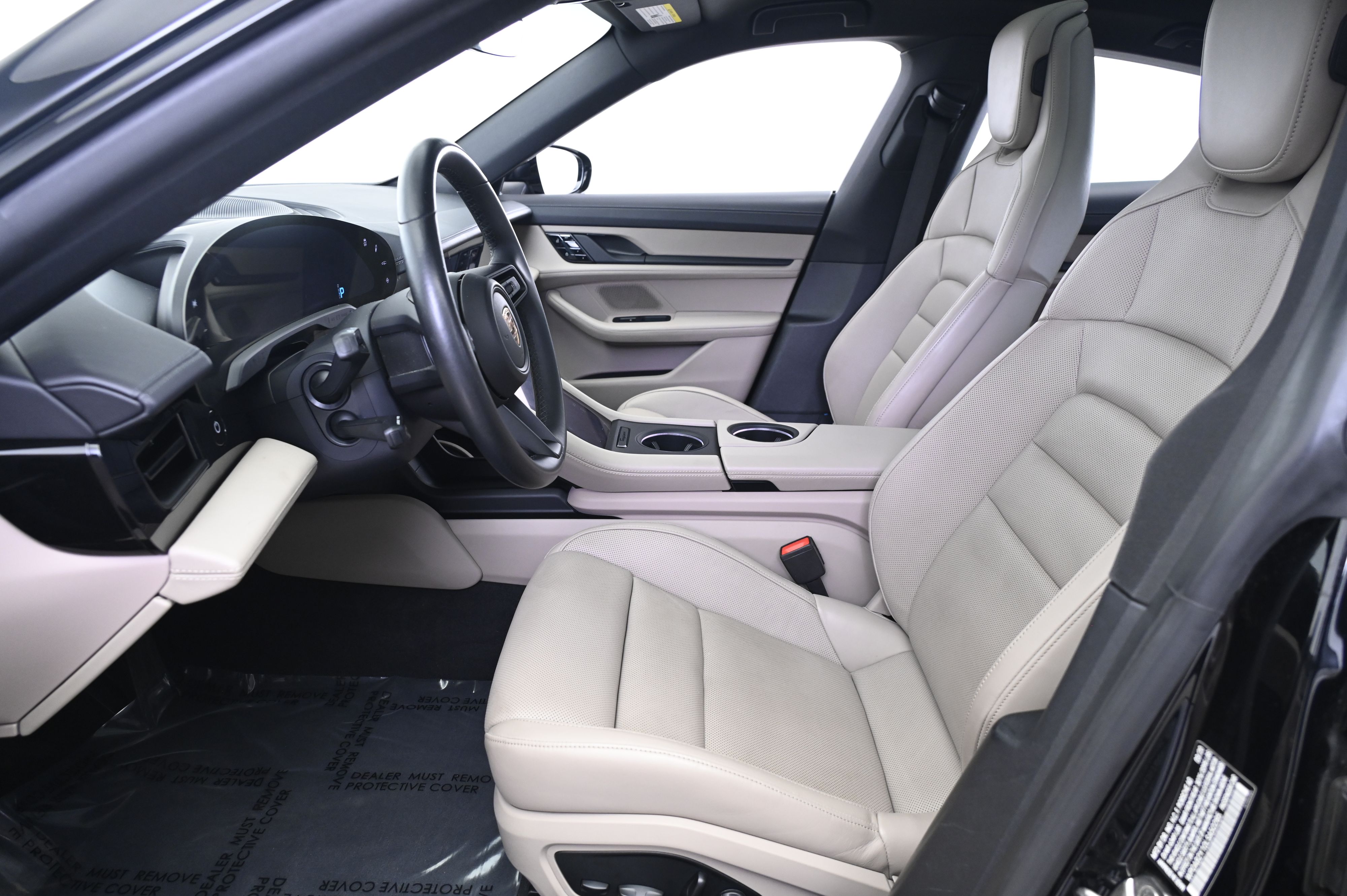 Thumbnail: 2020 Porsche Taycan - 31