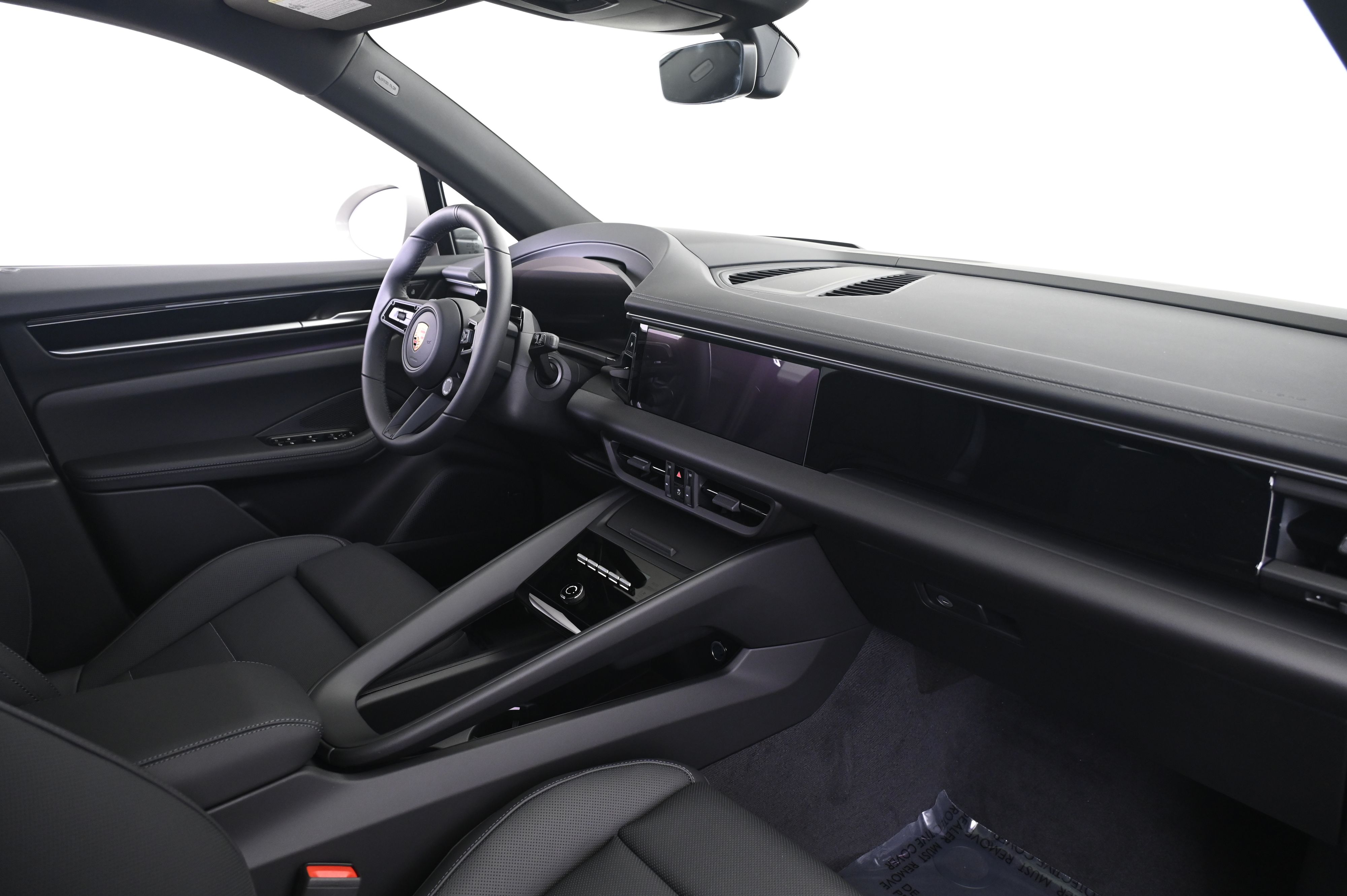 Thumbnail: 2026 Porsche Macan - 23