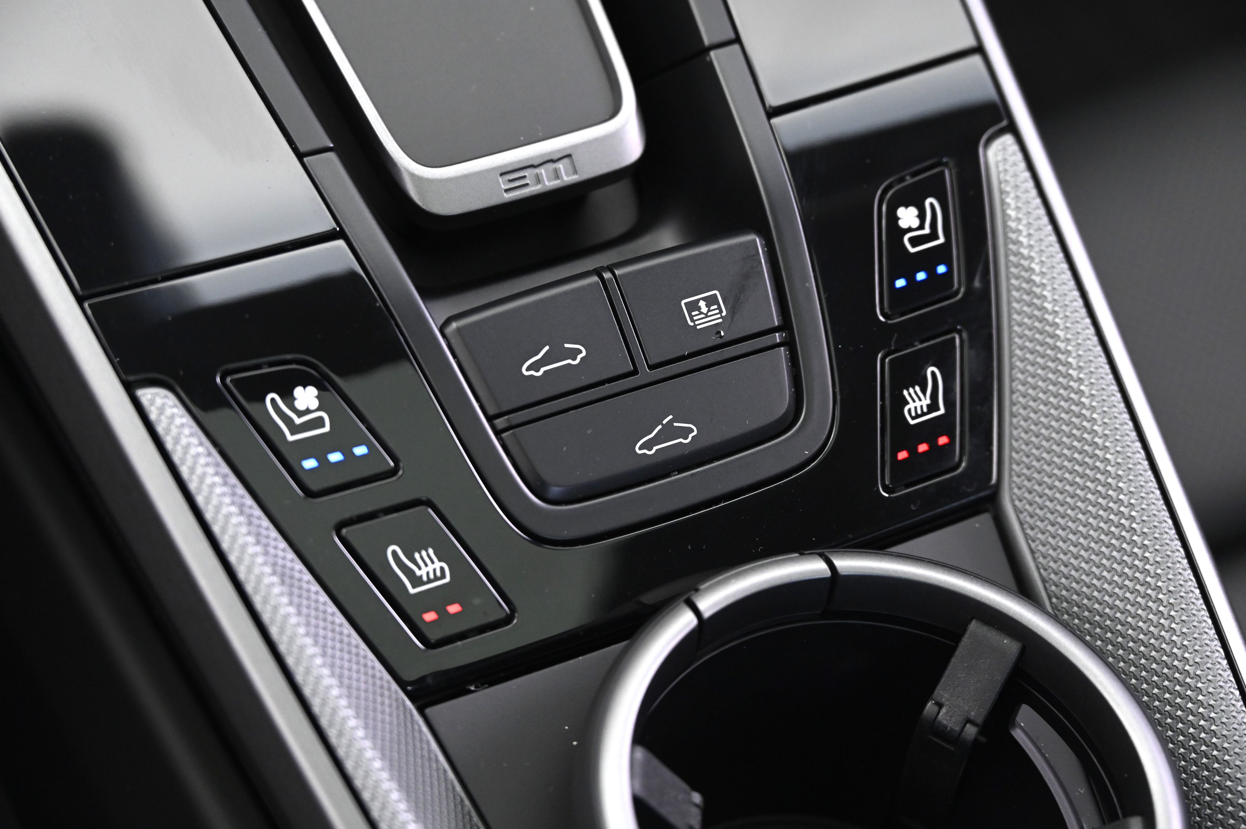 Thumbnail: 2024 Porsche 911 - 32