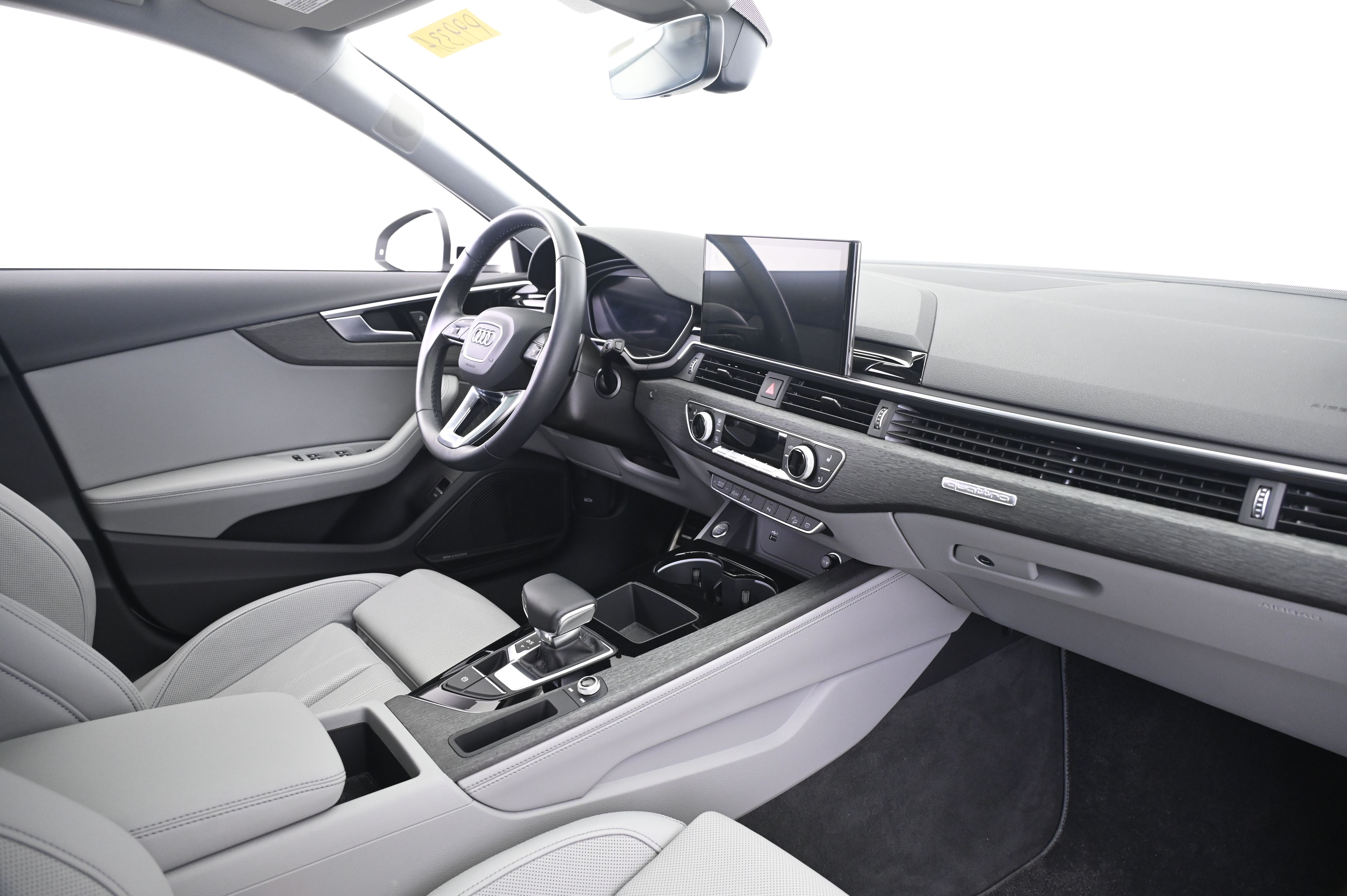 Thumbnail: 2022 Audi A4 - 22